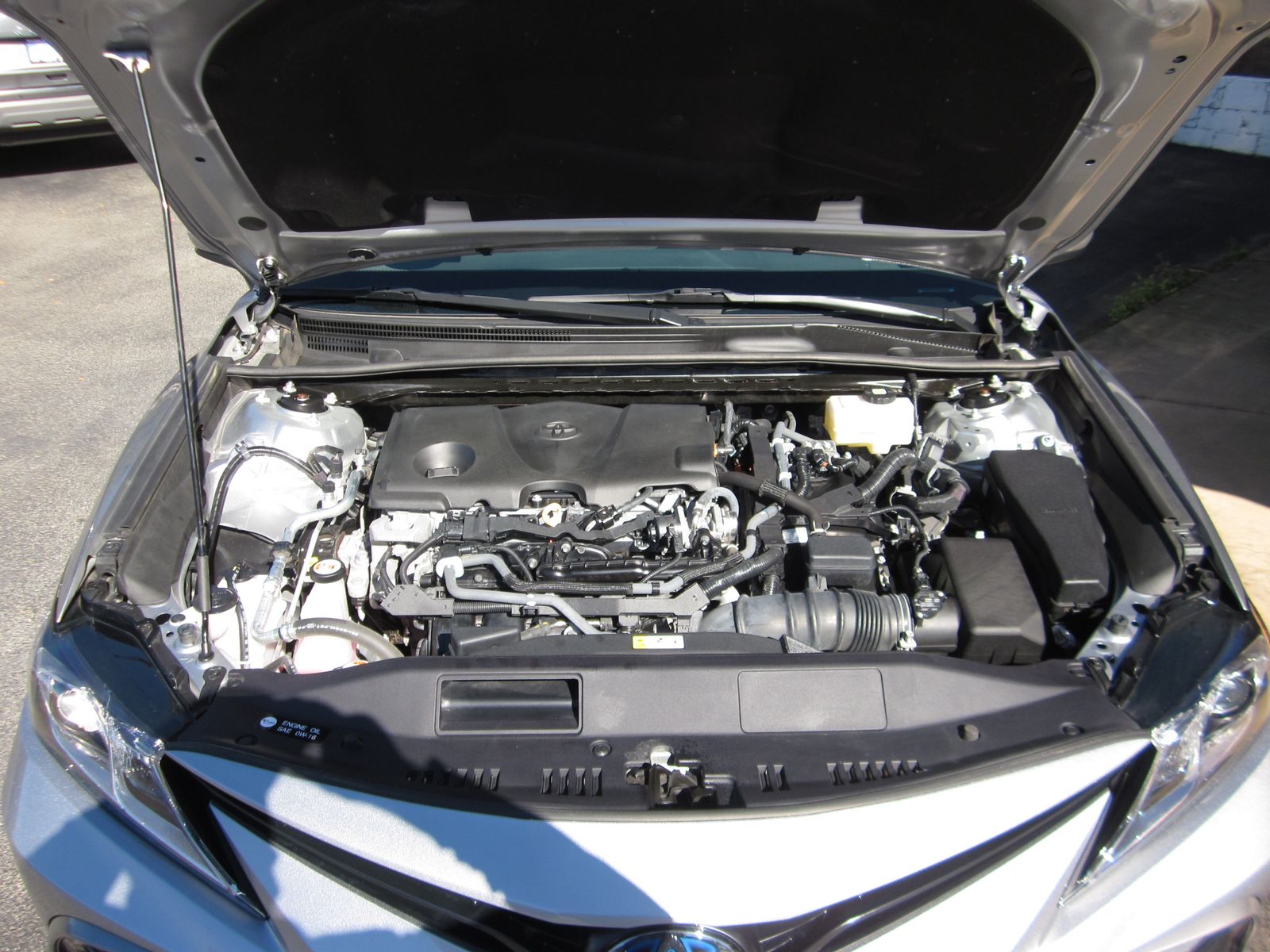 2023 Toyota Camry Hybrid LE FWD