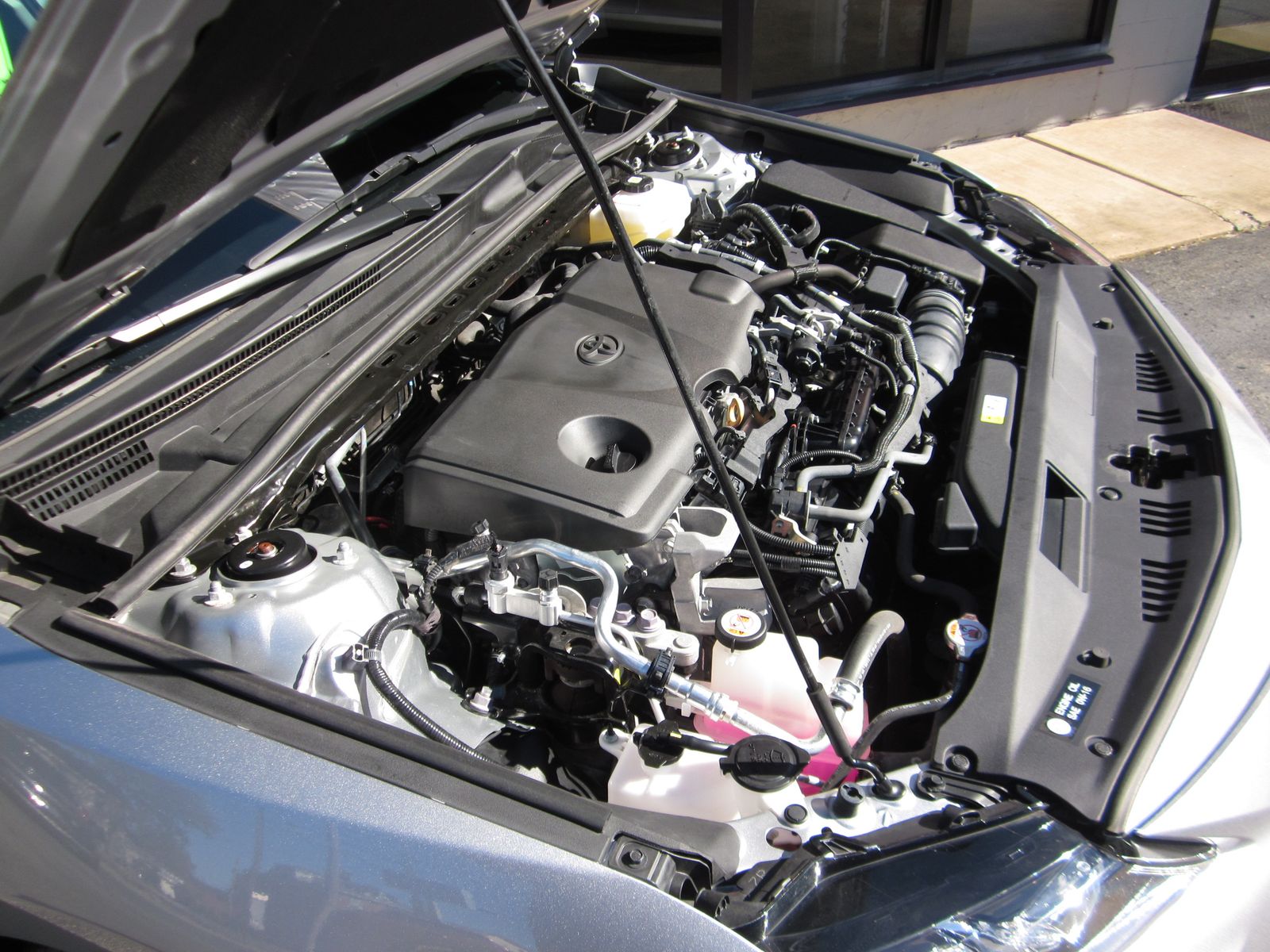 2023 Toyota Camry Hybrid LE FWD