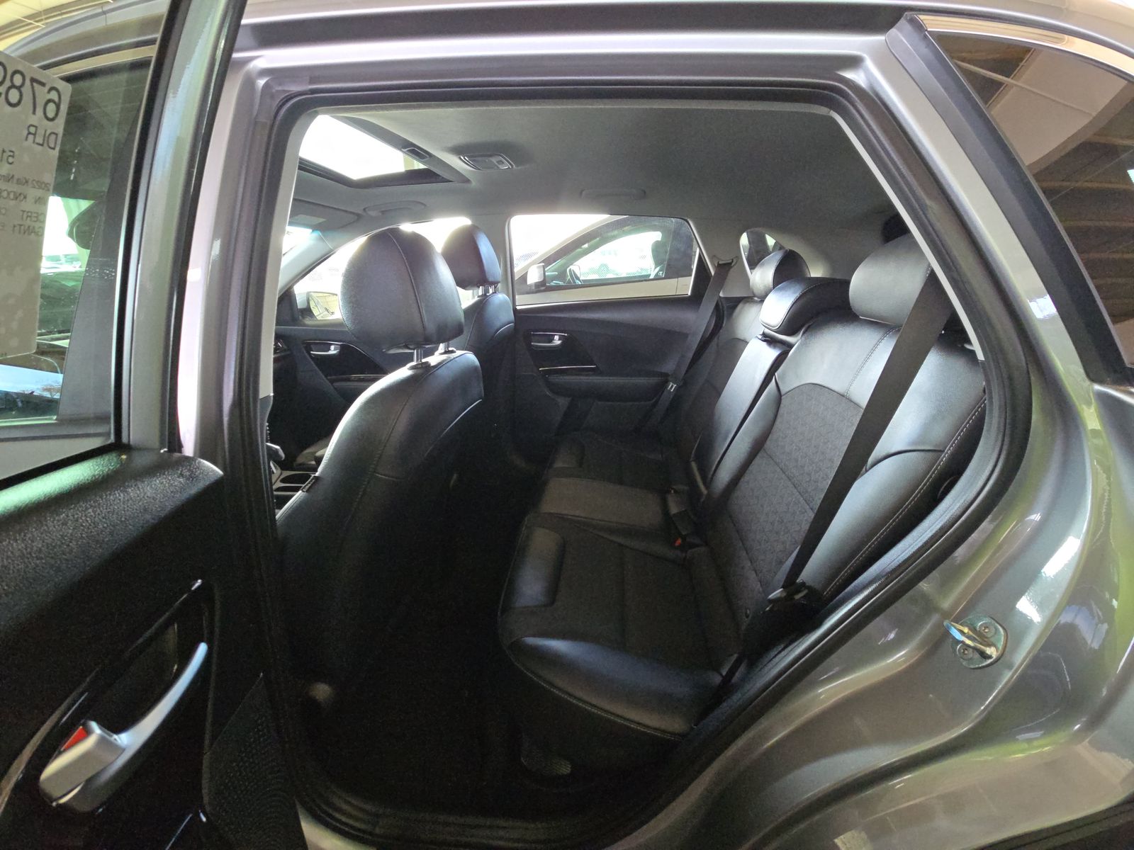 2022 Kia Niro LXS SE FWD