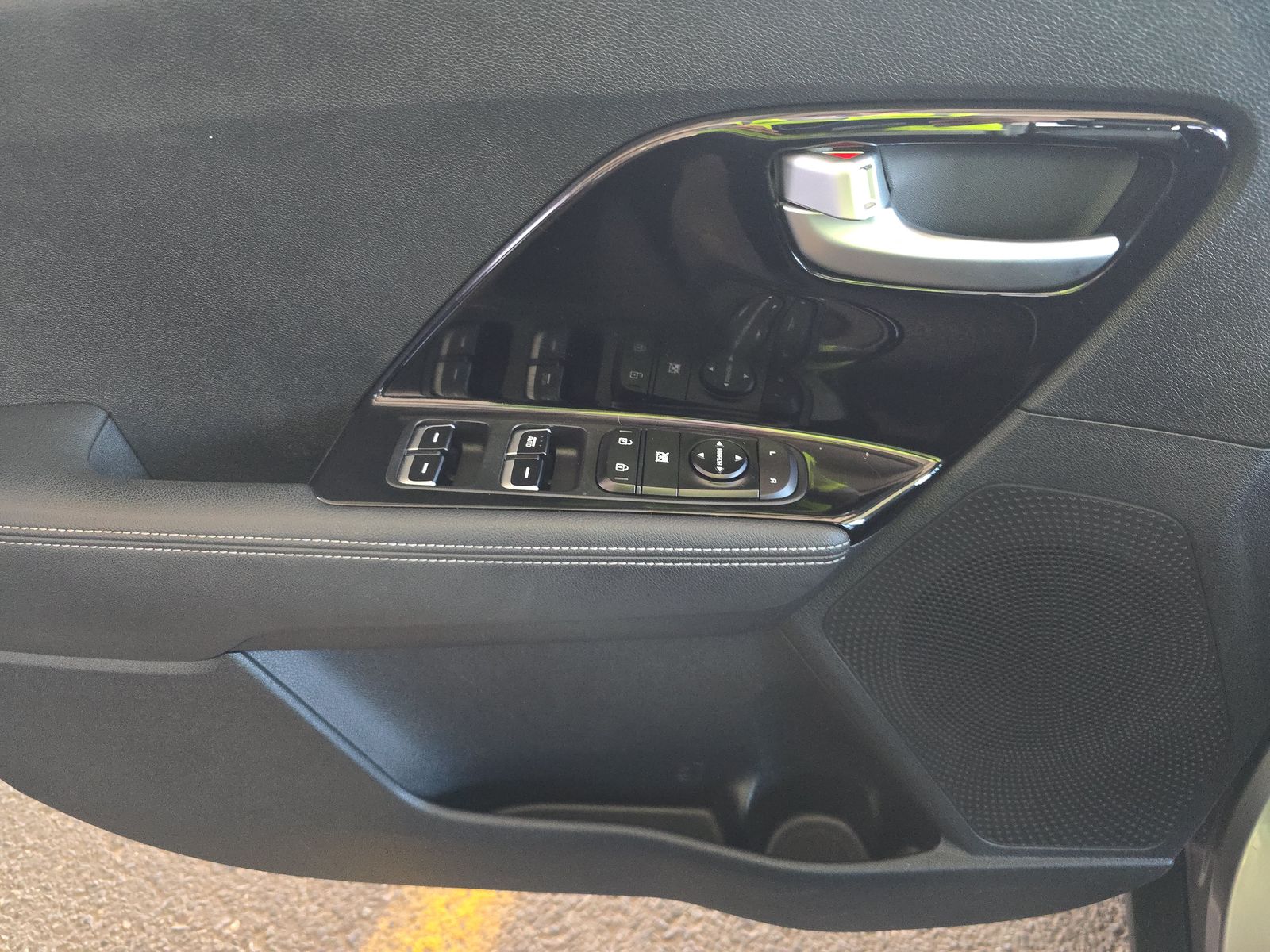 2022 Kia Niro LXS SE FWD