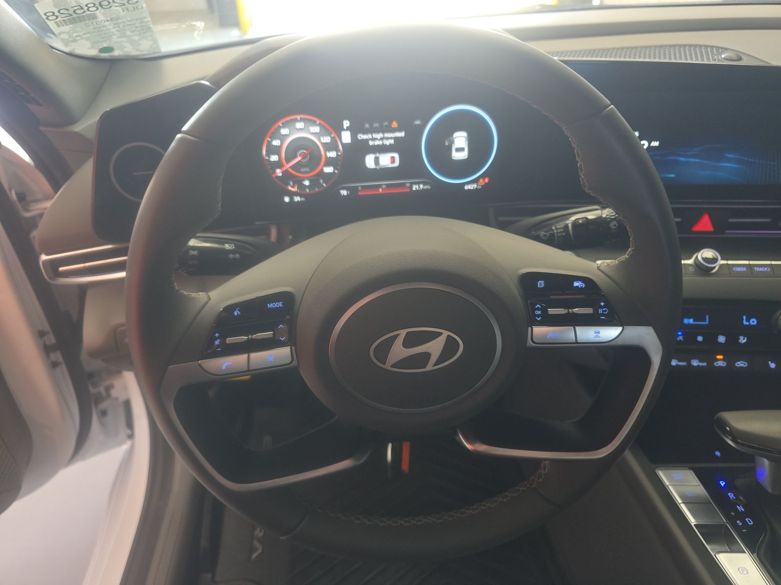 2024 Hyundai Elantra SEL FWD