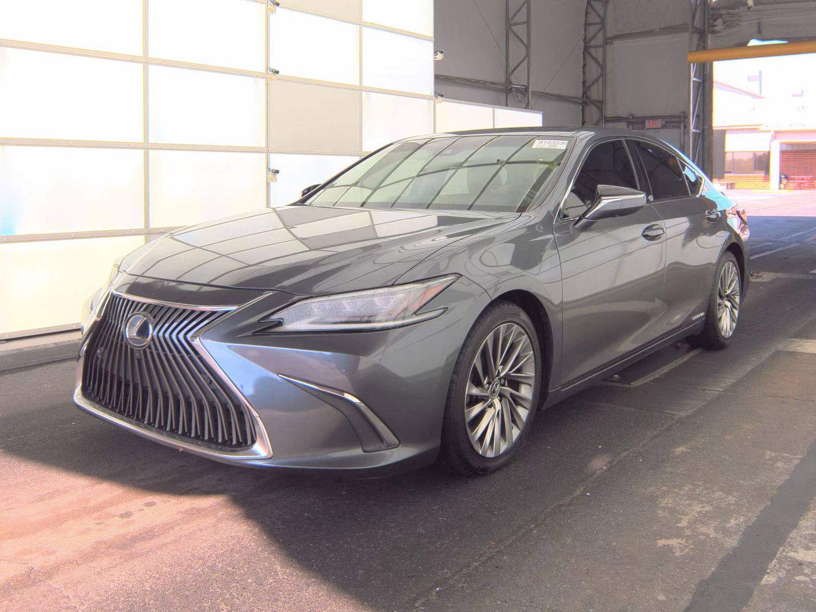 2020 Lexus ES ES 300h Ultra Luxury FWD