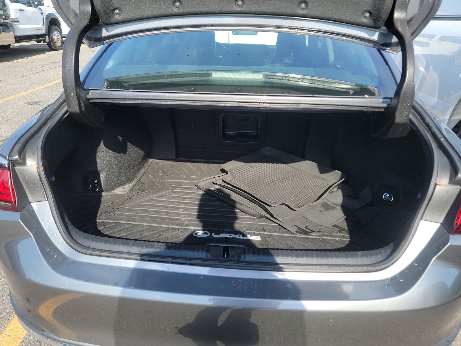 2020 Lexus ES ES 300h Ultra Luxury FWD