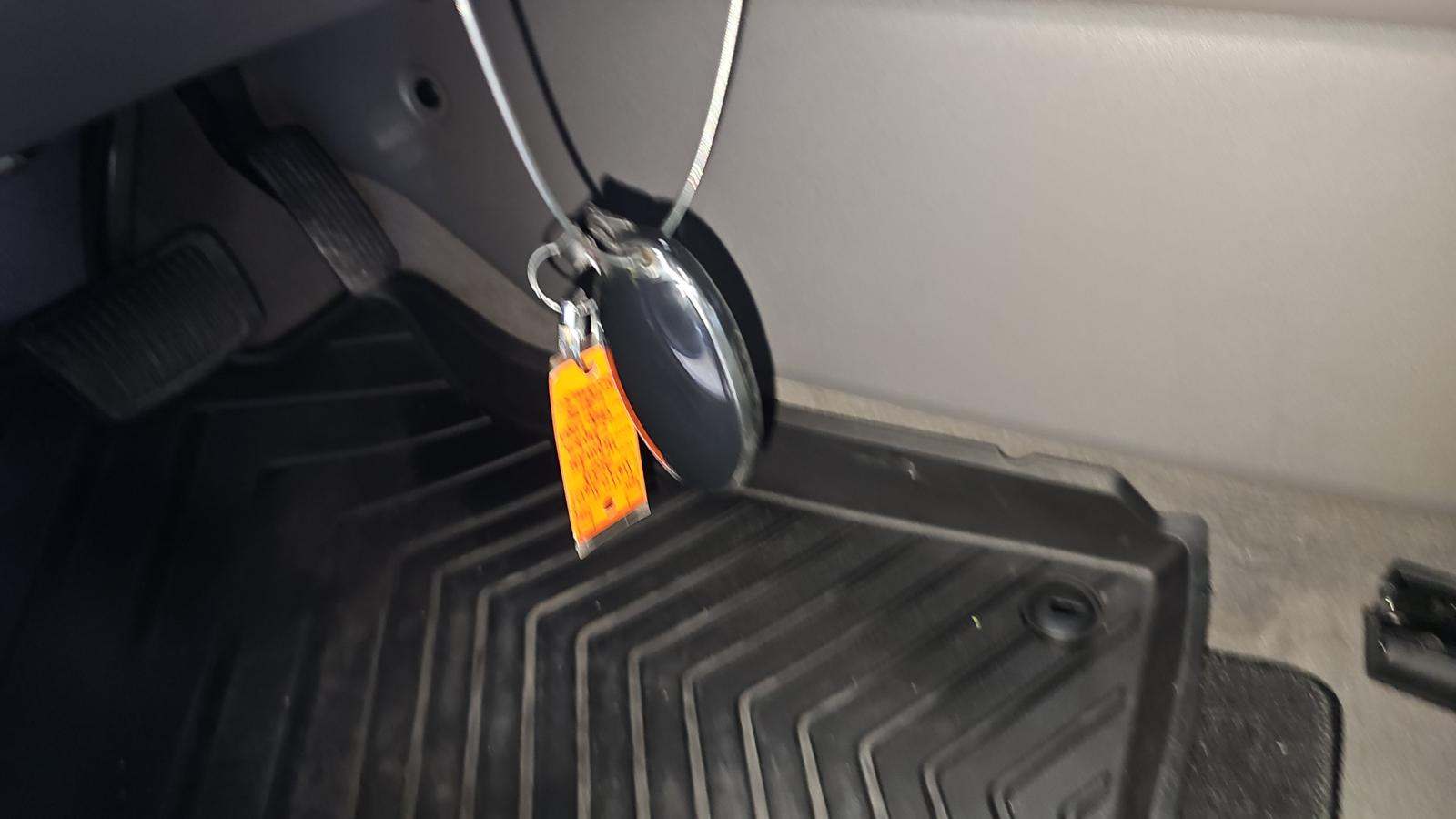 2024 Hyundai Elantra SEL FWD