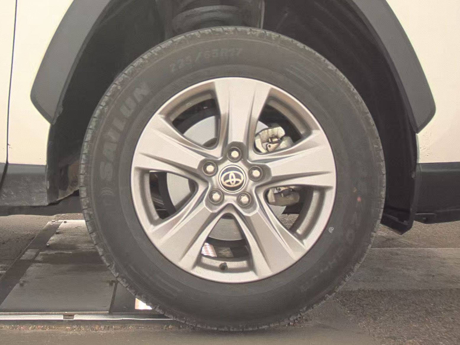 2024 Toyota RAV4 XLE AWD