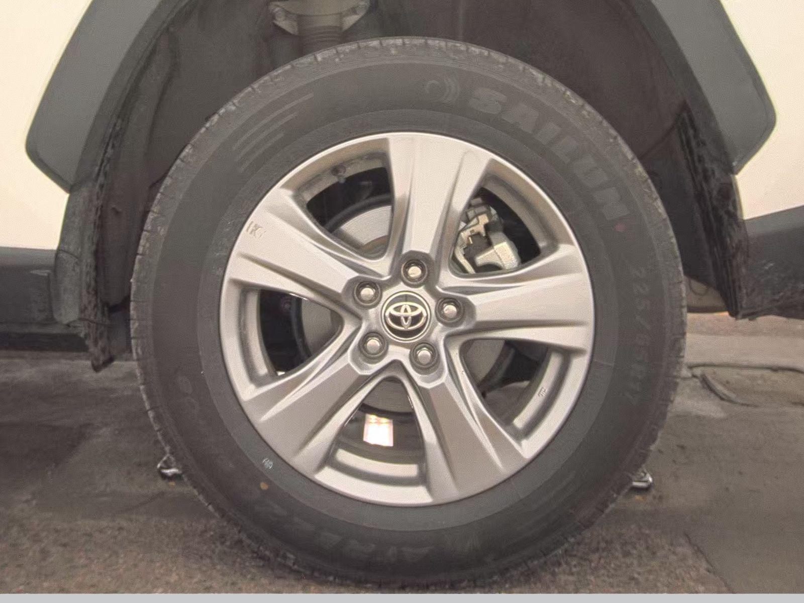 2024 Toyota RAV4 XLE AWD