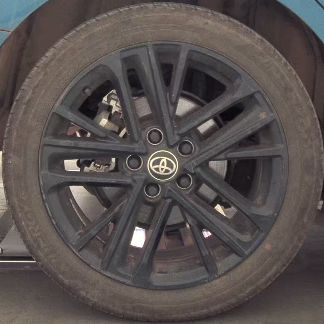 2025 Toyota Camry SE FWD