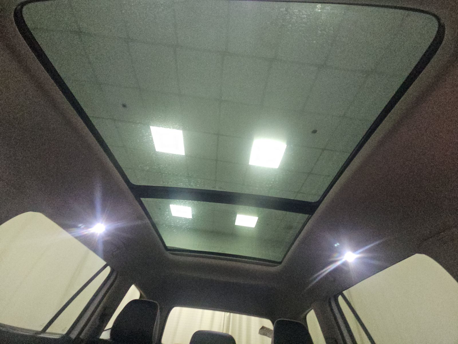 2024 Volkswagen Atlas 2.0T SEL Premium R-Line AWD