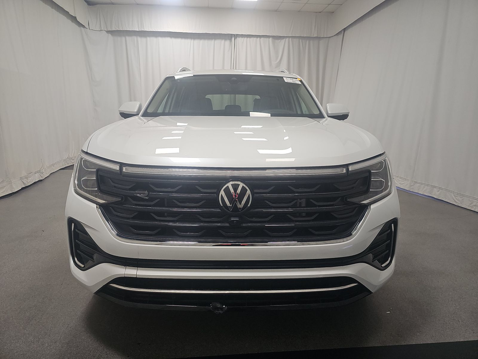 2024 Volkswagen Atlas 2.0T SEL Premium R-Line AWD