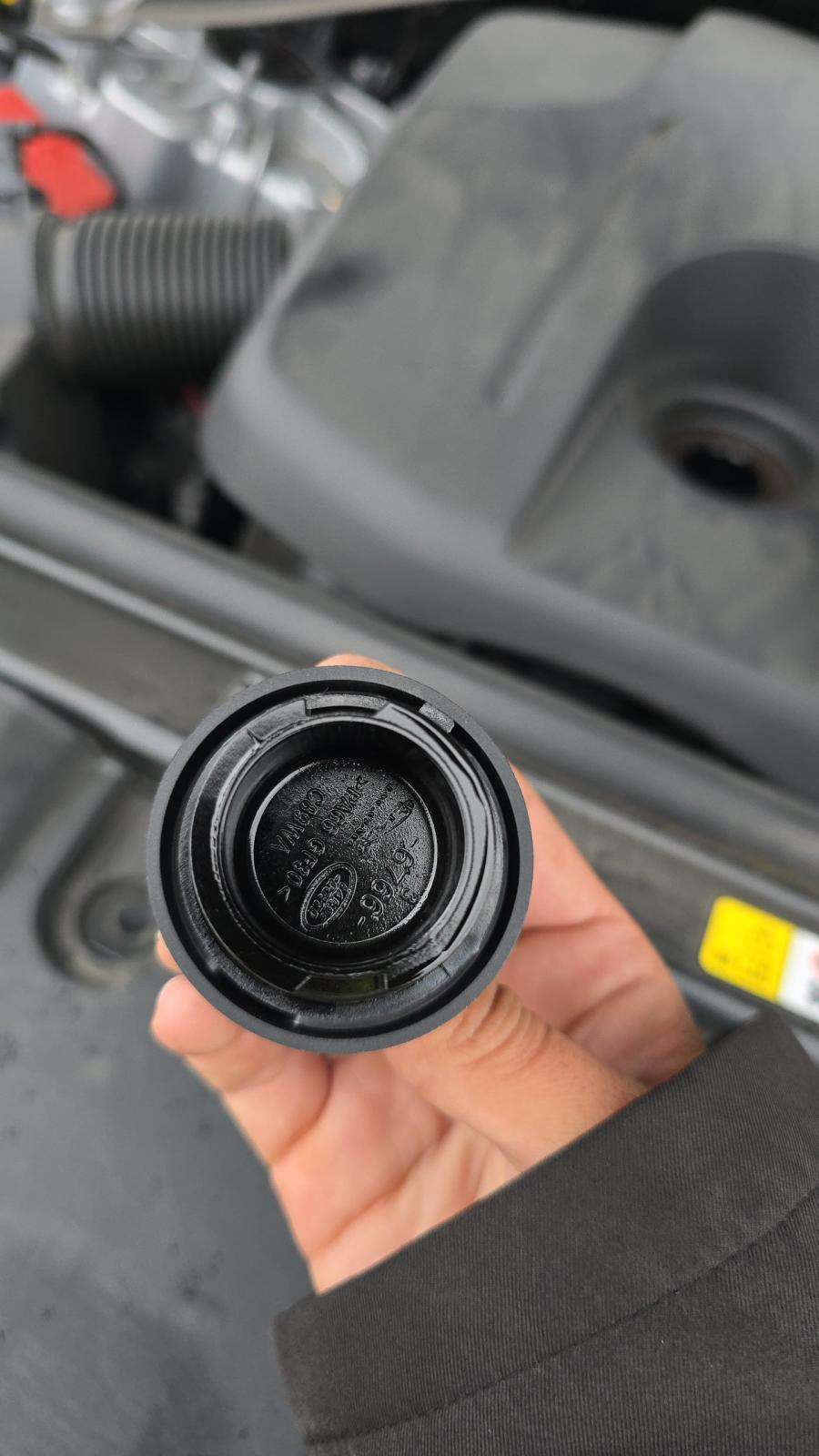 2025 Land Rover Range Rover Plug-In Hybrid SE AWD