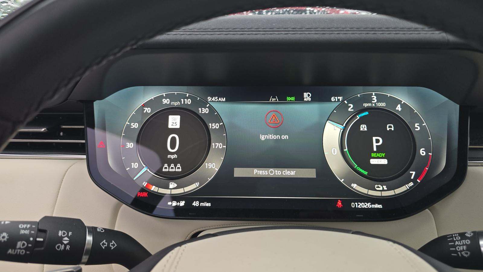 2025 Land Rover Range Rover Plug-In Hybrid SE AWD