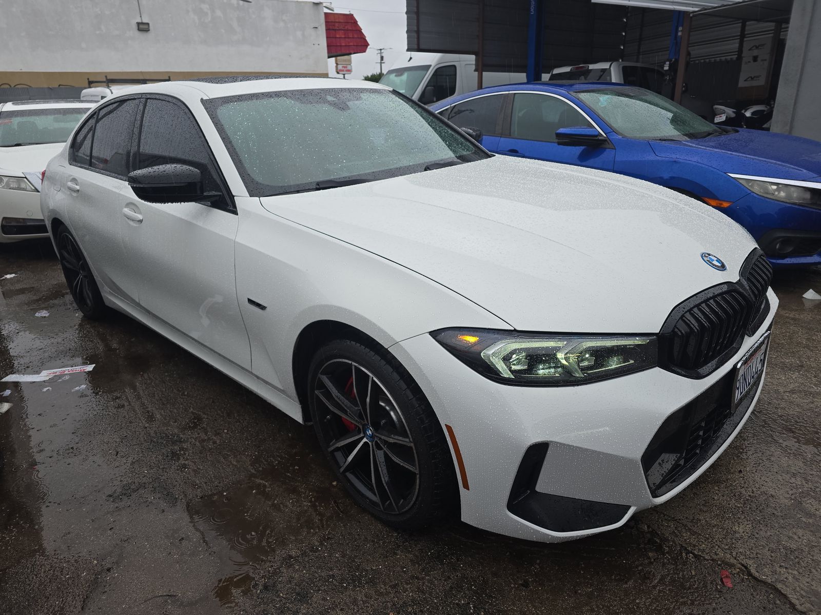 2023 BMW 3 Series 330e RWD