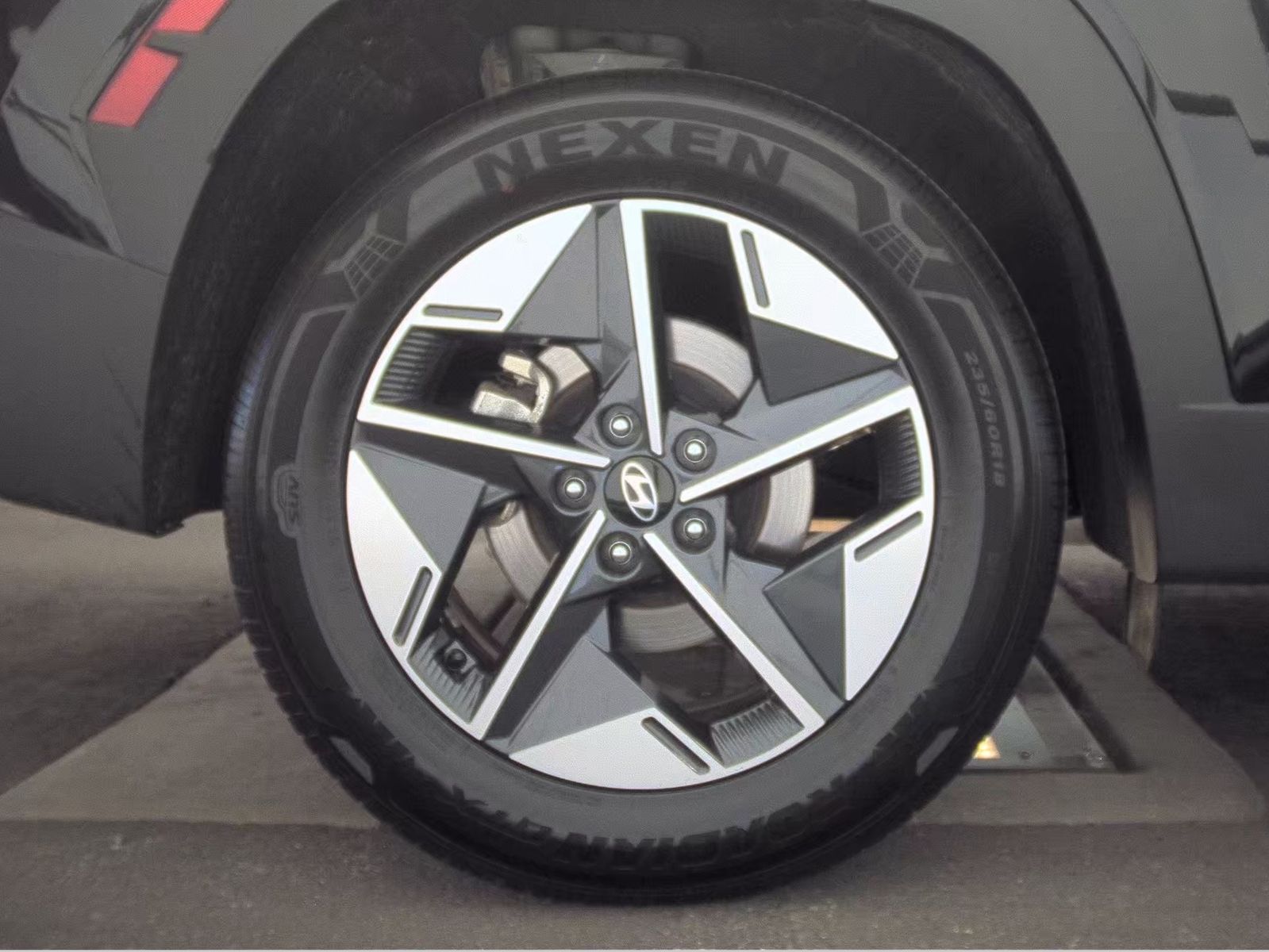 2025 Hyundai Tucson SEL FWD