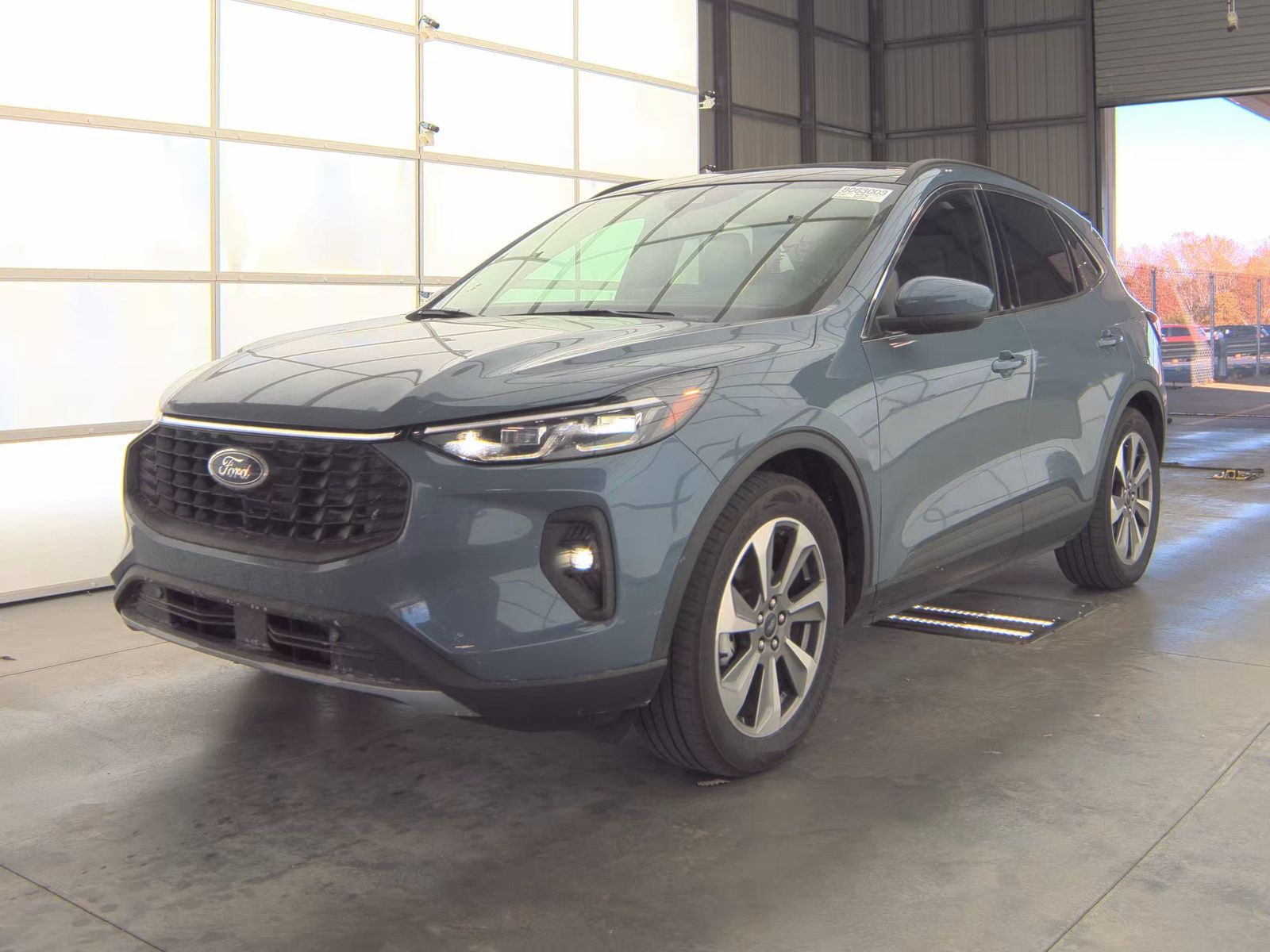 2025 Ford Escape Hybrid Platinum FWD