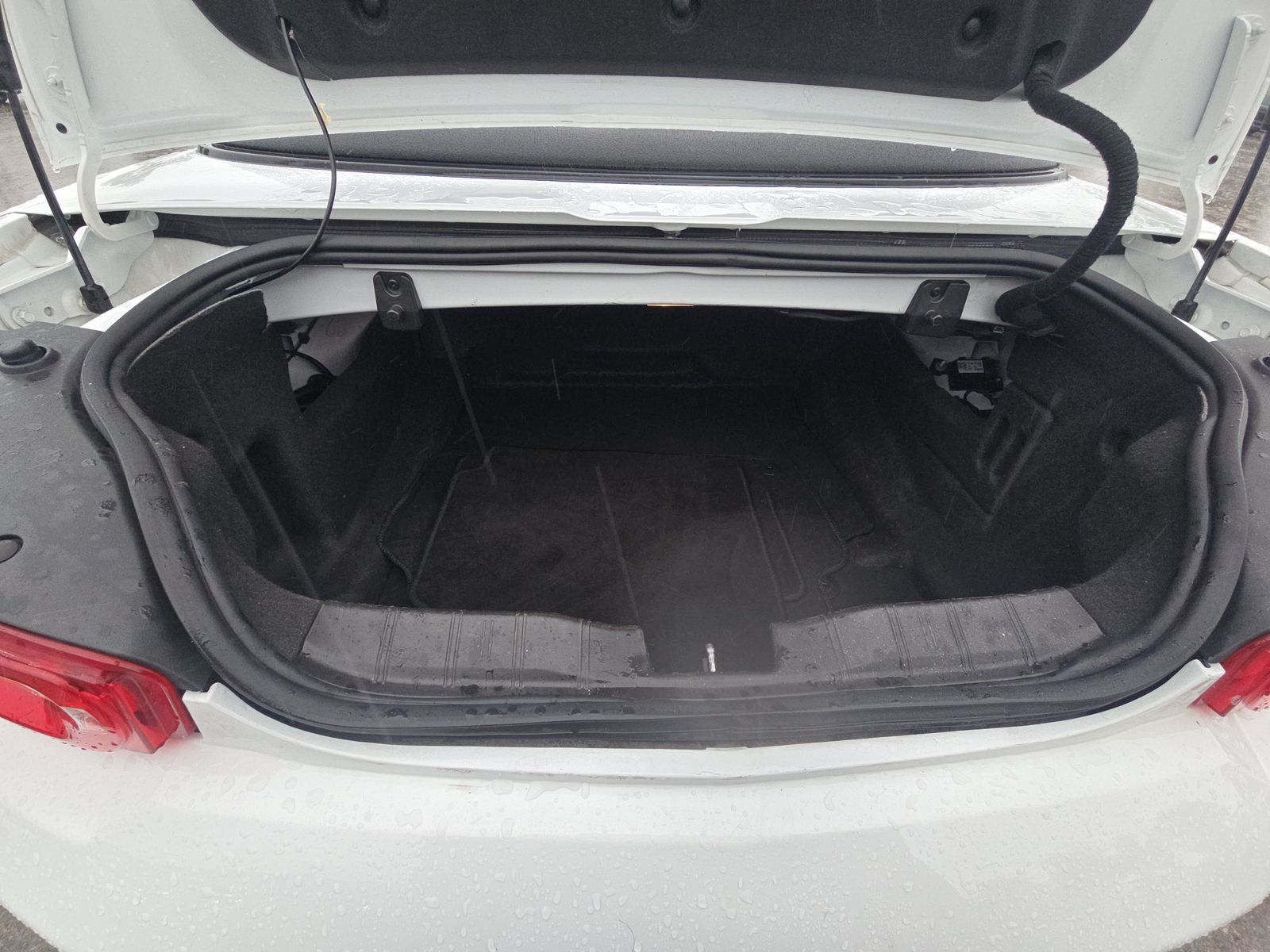 2023 Chevrolet Camaro 1LT RWD