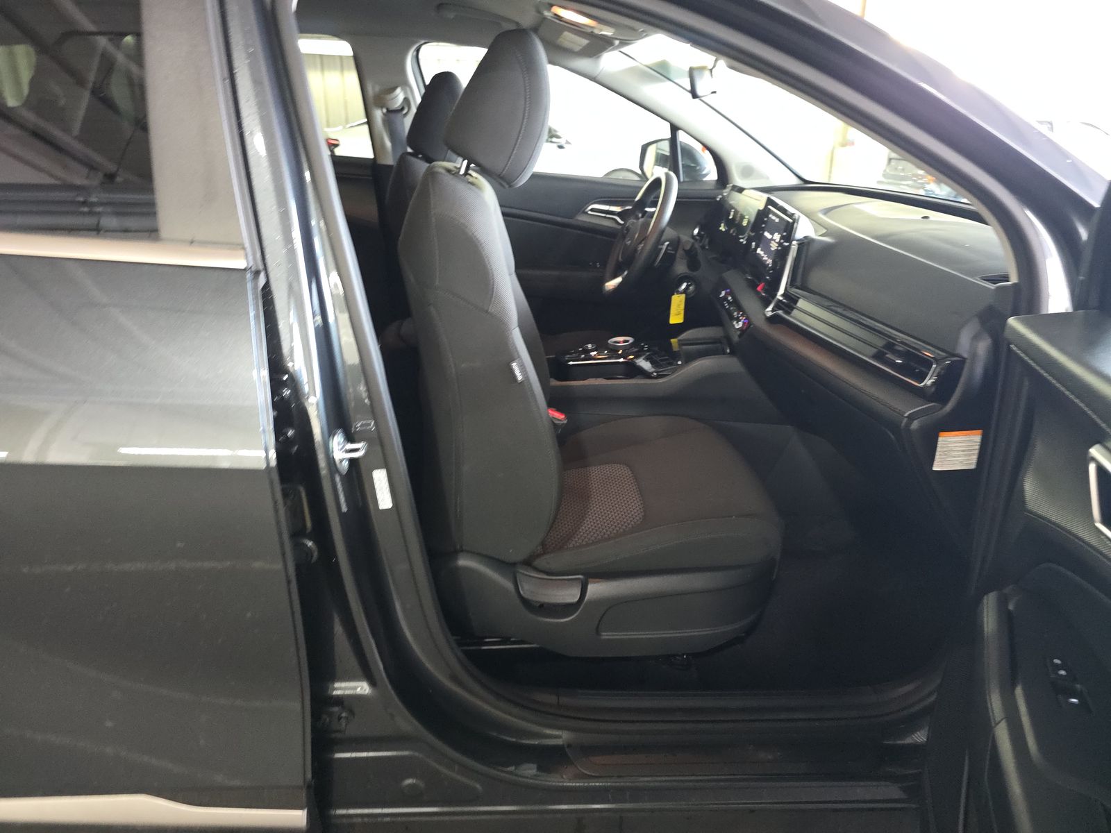 2025 Kia Sportage Hybrid LX FWD