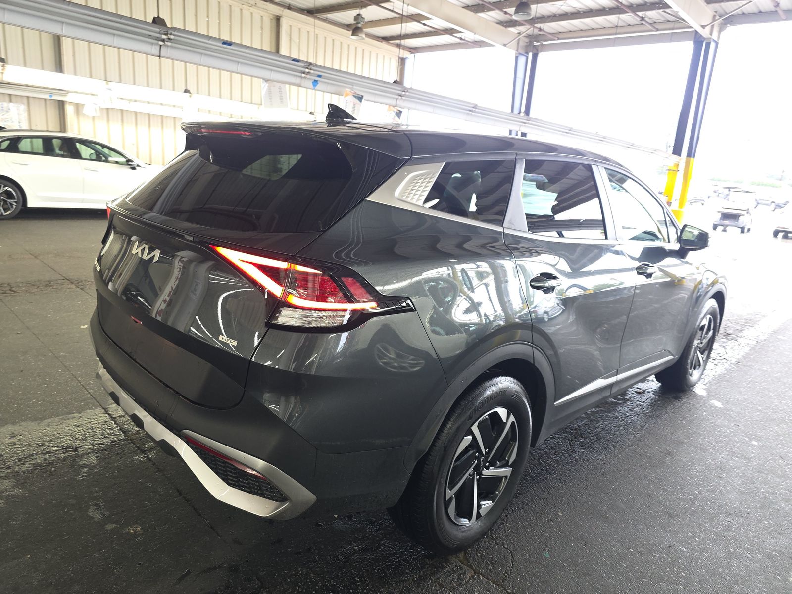 2025 Kia Sportage Hybrid LX FWD