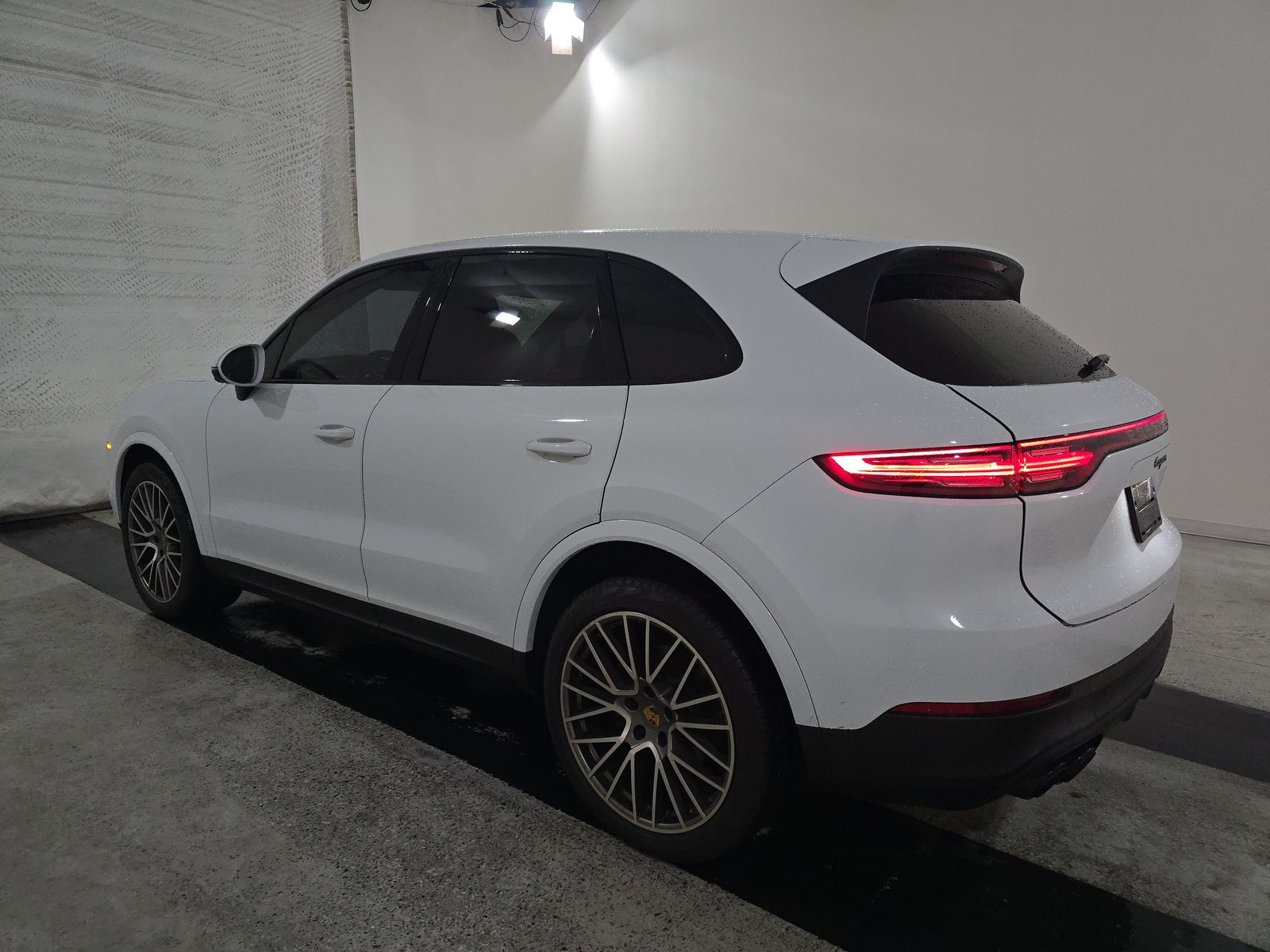 2022 Porsche Cayenne Platinum Edition AWD