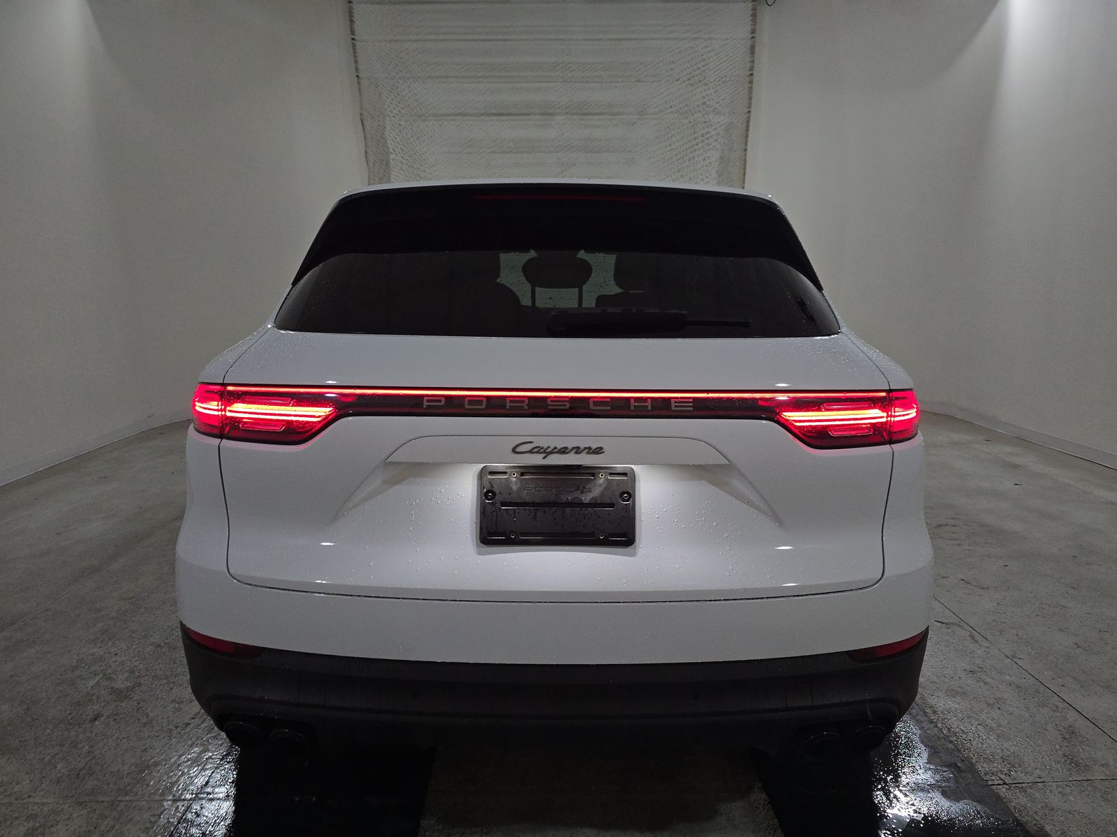 2022 Porsche Cayenne Platinum Edition AWD