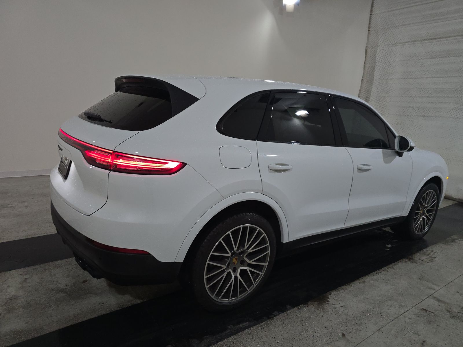 2022 Porsche Cayenne Platinum Edition AWD