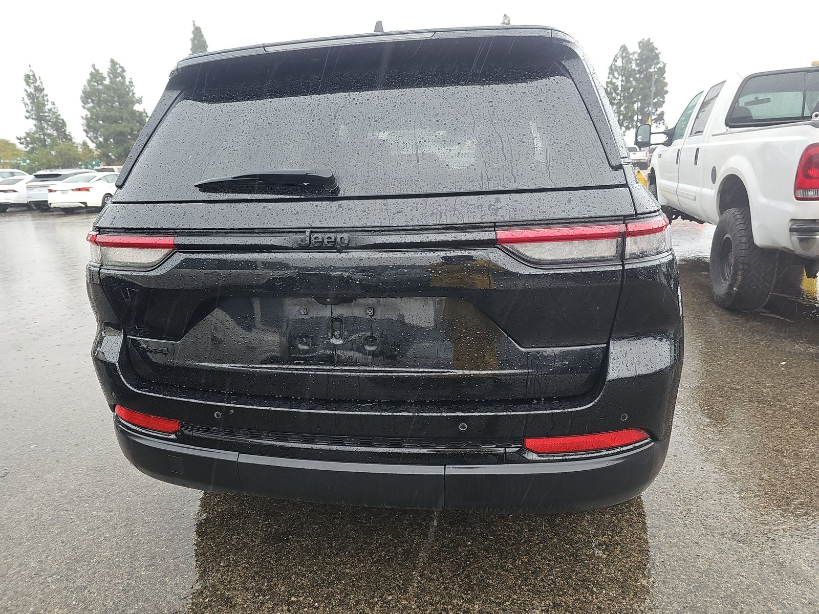 2024 Jeep Grand Cherokee Altitude AWD