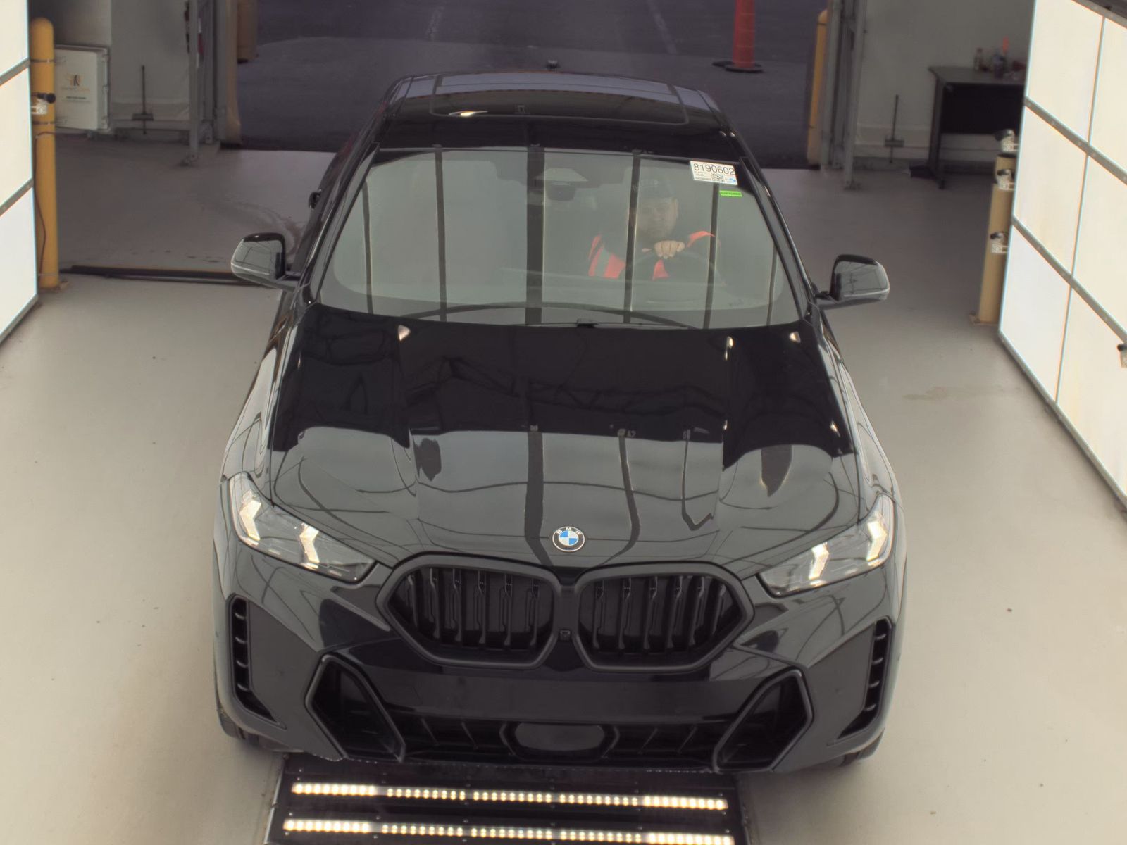 2025 BMW X6 xDrive40i AWD