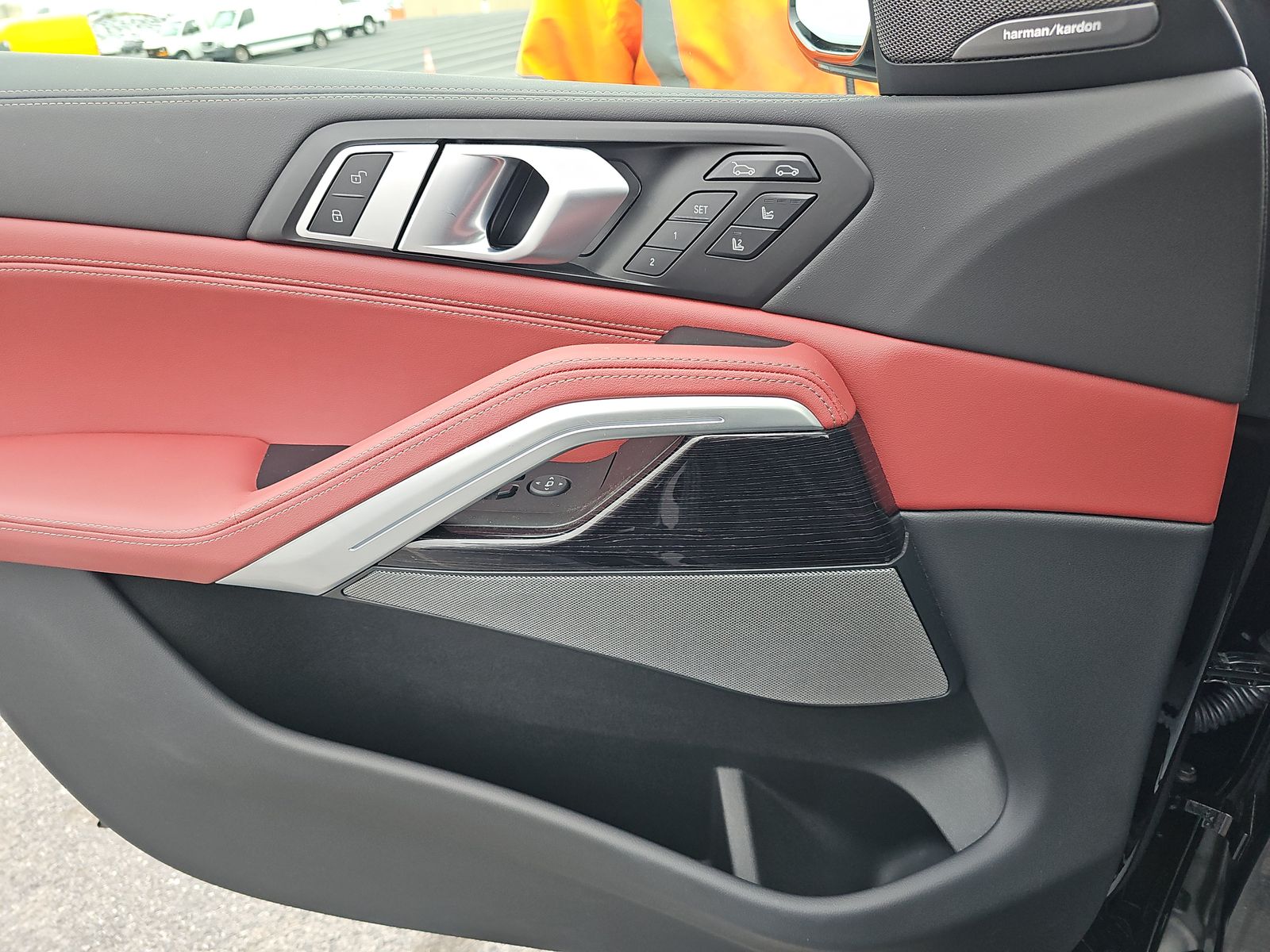 2025 BMW X6 xDrive40i AWD