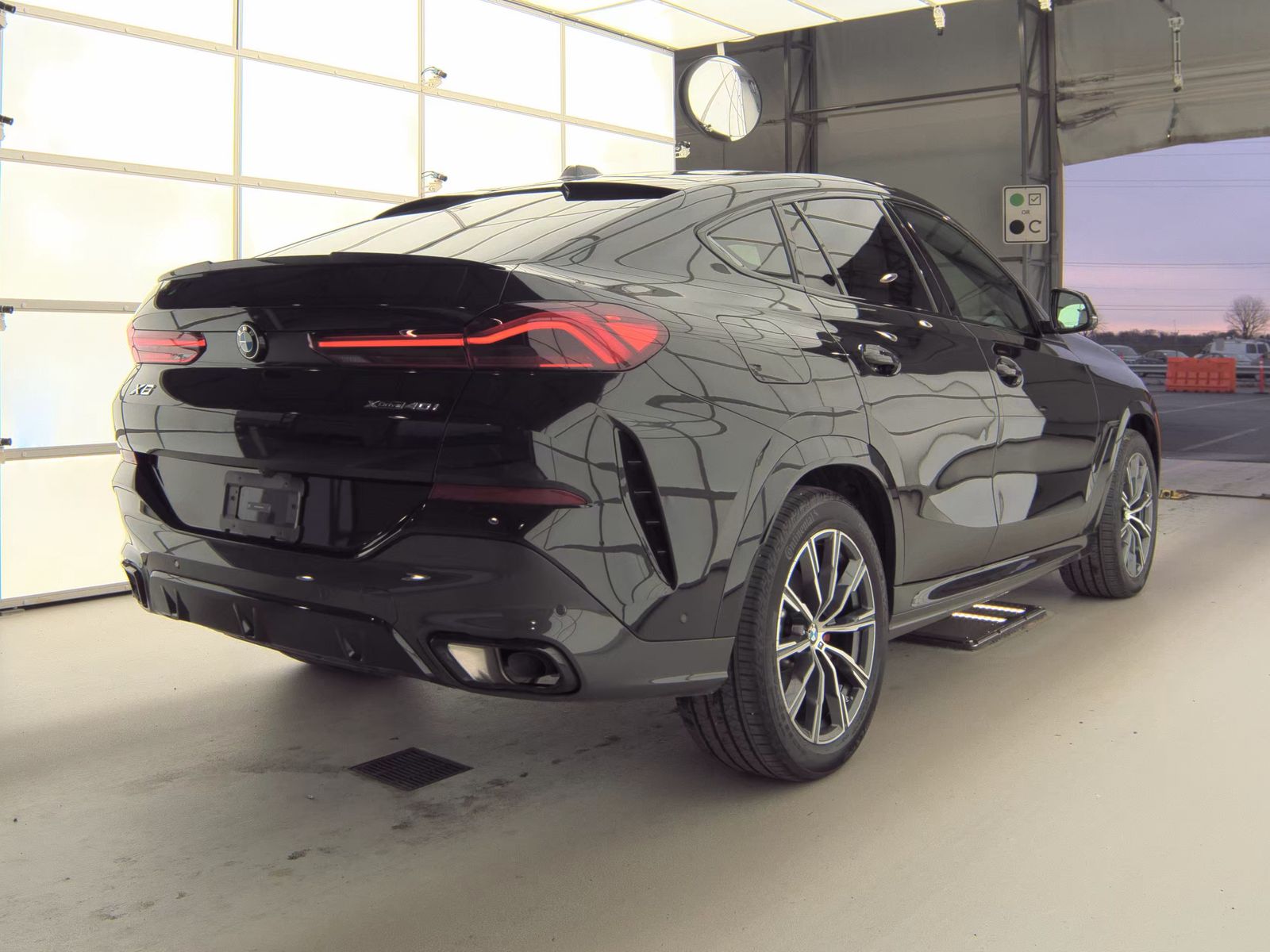 2025 BMW X6 xDrive40i AWD