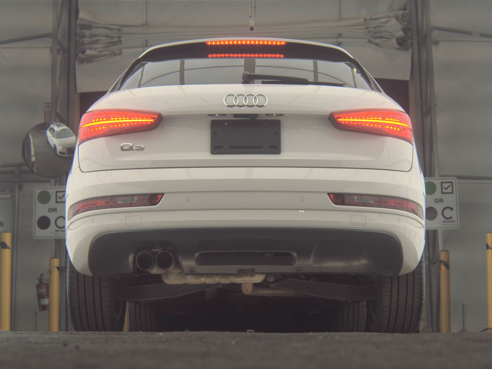 2018 Audi Q3 2.0T Premium FWD