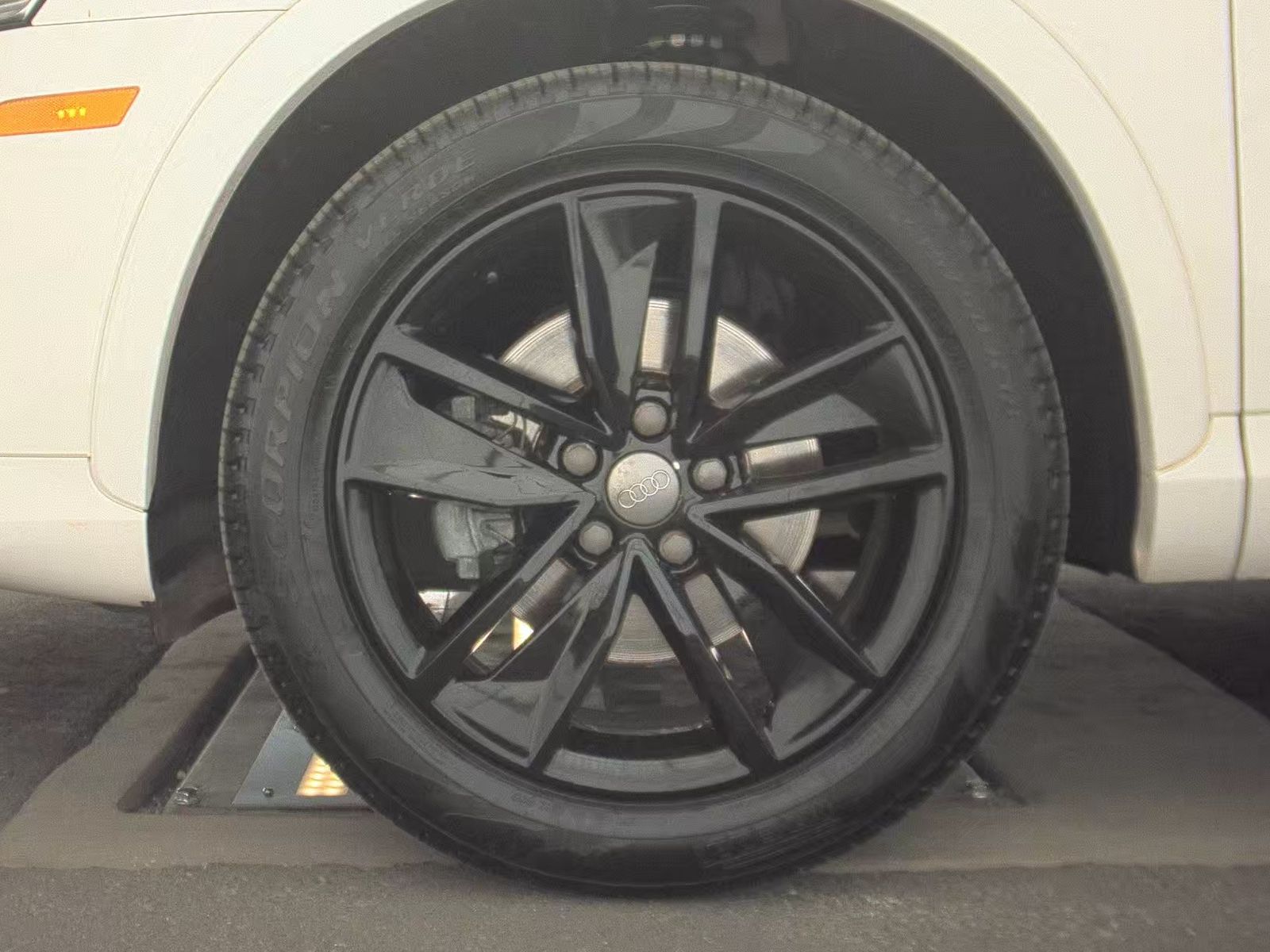 2018 Audi Q3 2.0T Premium FWD