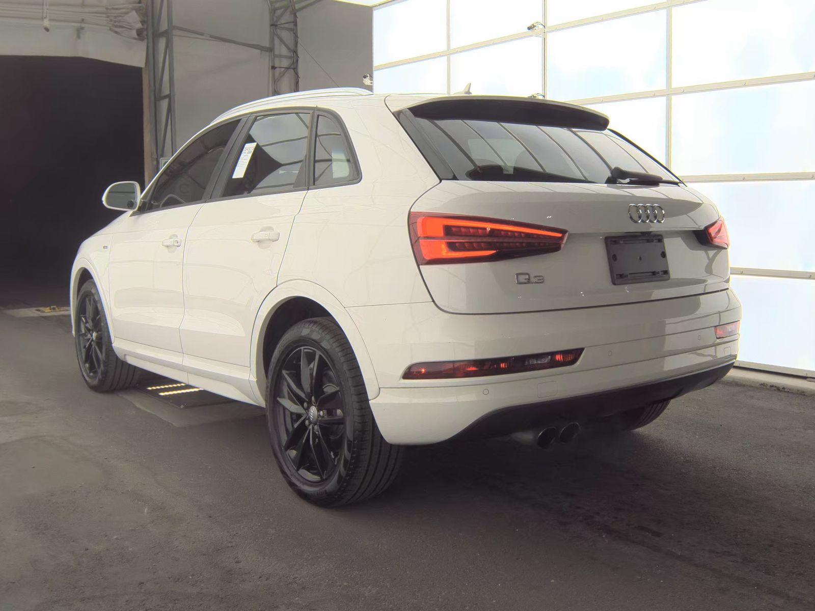 2018 Audi Q3 2.0T Premium FWD