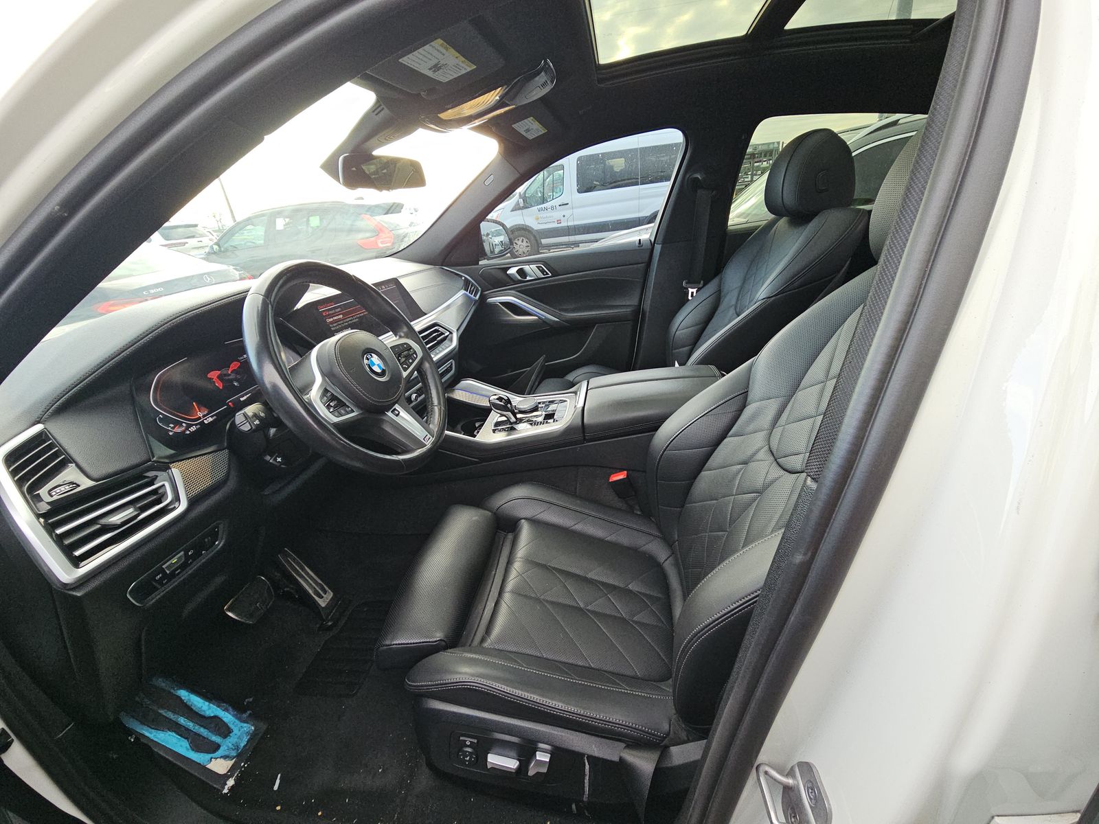 2023 BMW X6 xDrive40i AWD