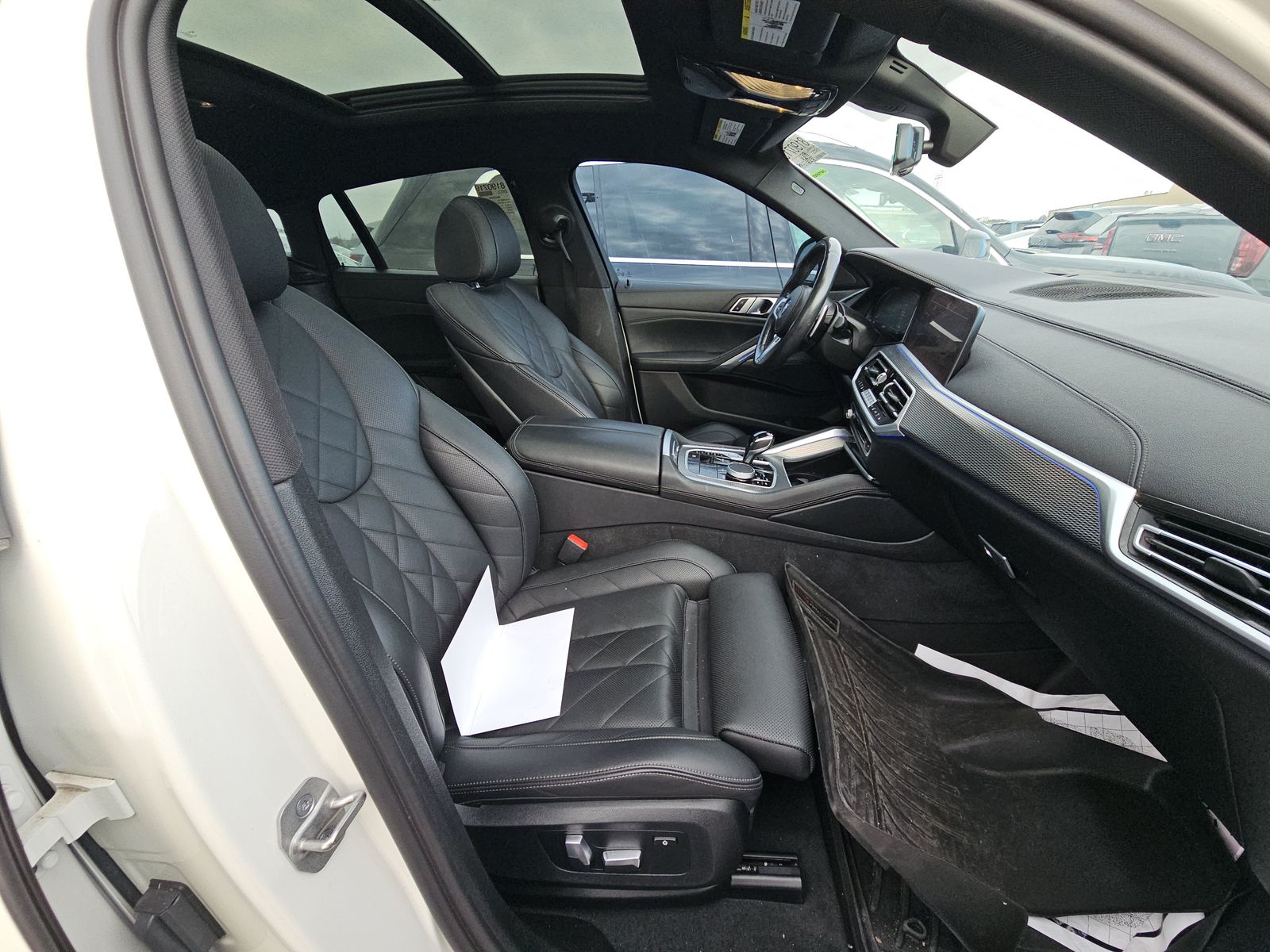 2023 BMW X6 xDrive40i AWD