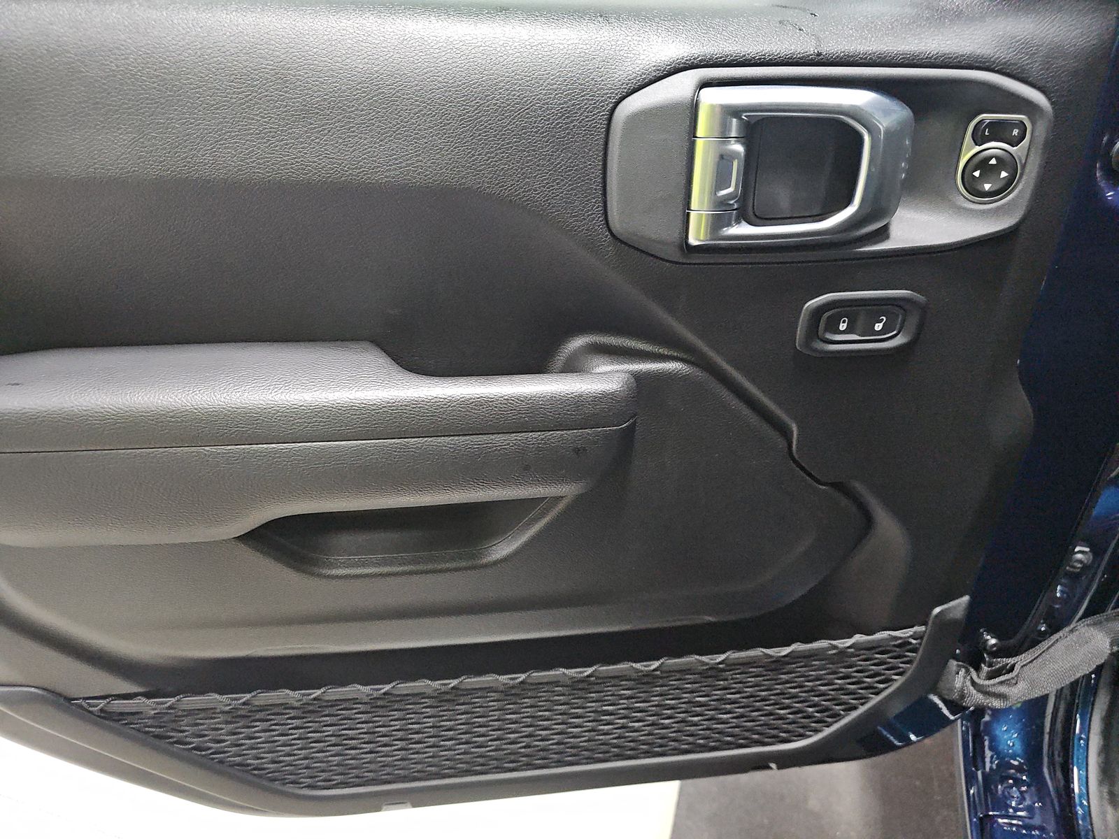 2025 Jeep Wrangler 4xe Sport S AWD