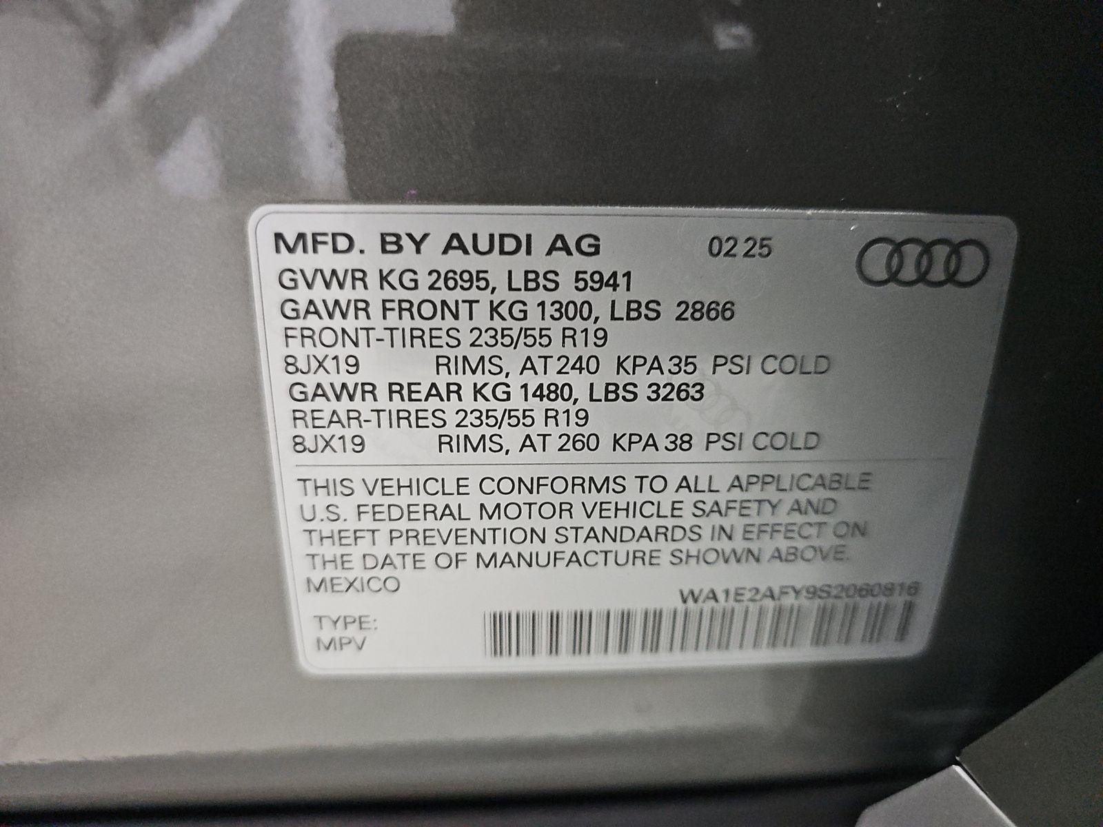 2025 Audi Q5 e Plug-In Hybrid S line Premium Plus AWD