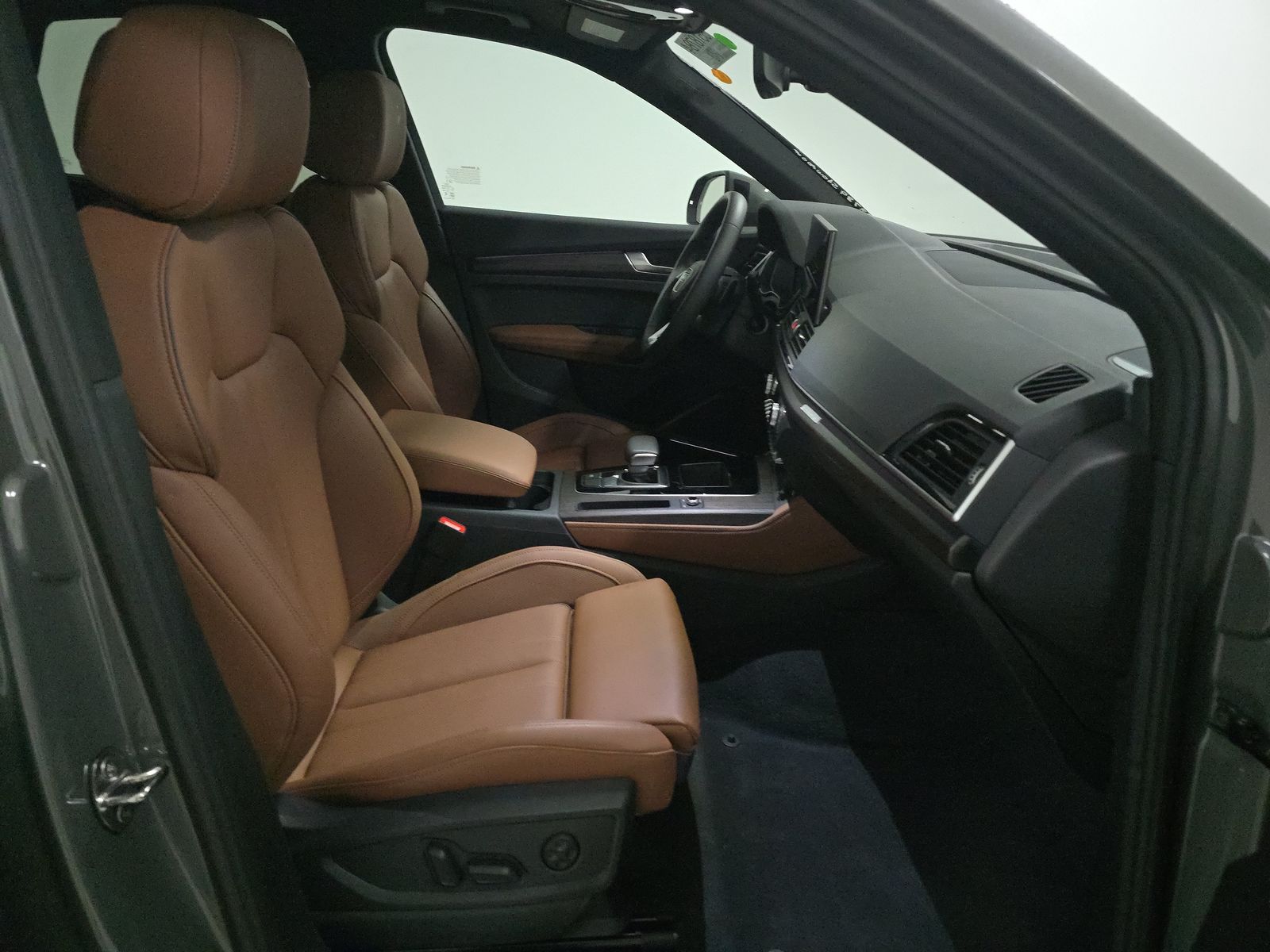 2025 Audi Q5 e Plug-In Hybrid S line Premium Plus AWD