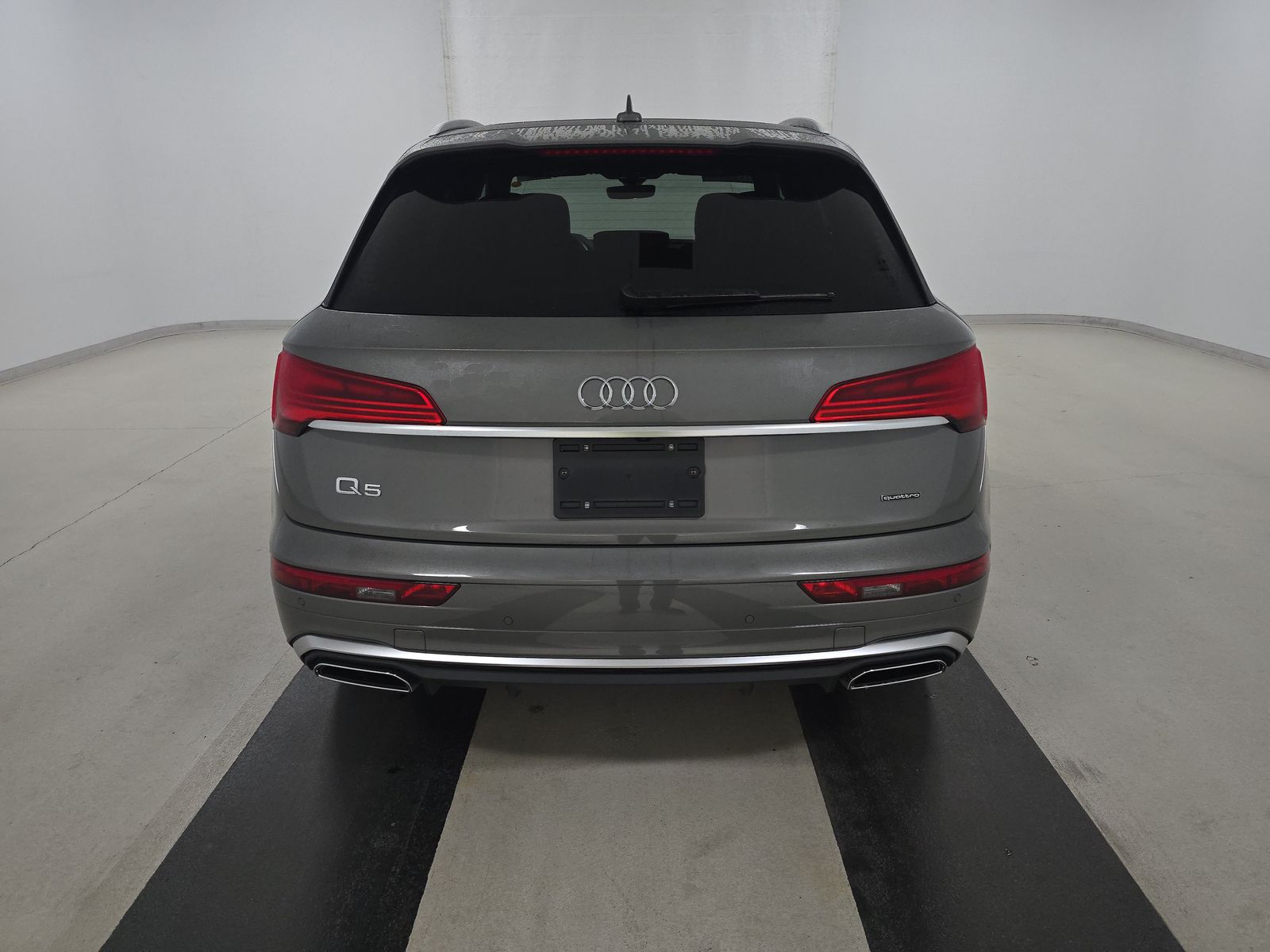 2025 Audi Q5 e Plug-In Hybrid S line Premium Plus AWD