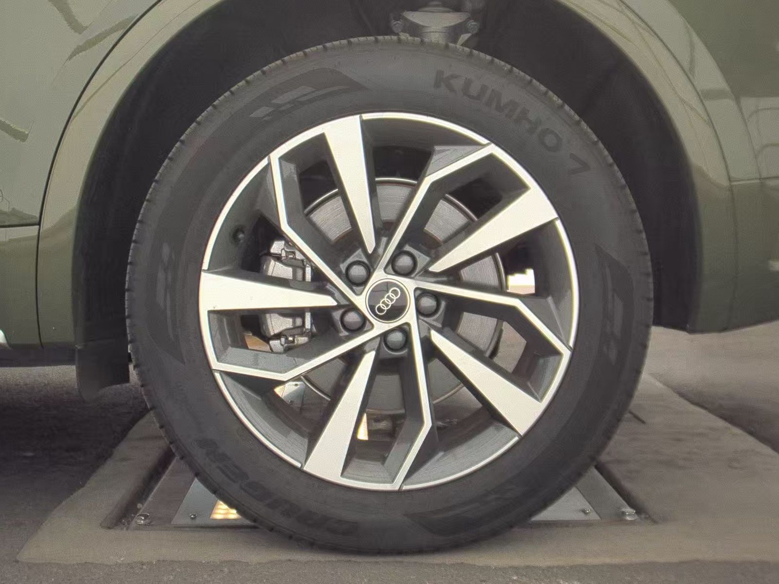 2025 Audi Q5 Premium Plus AWD