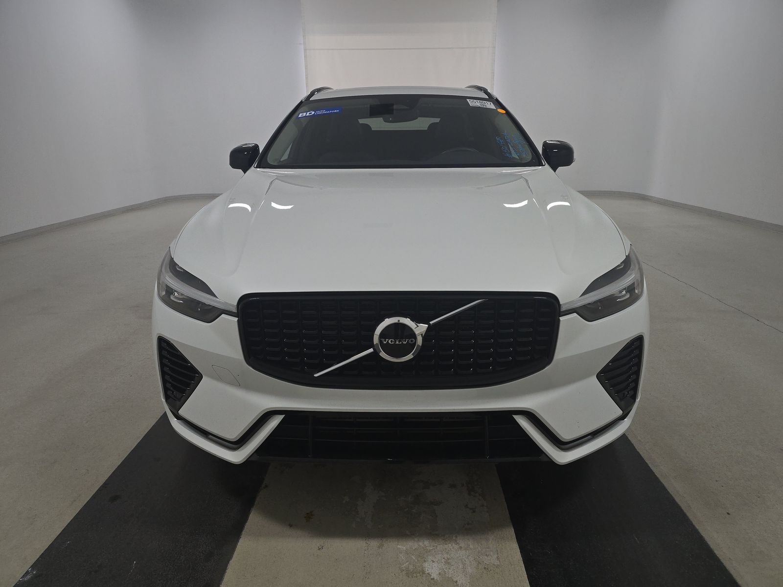 2024 Volvo XC60 Recharge T8 Core AWD