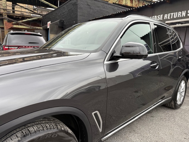 2023 BMW X5 xDrive40i AWD