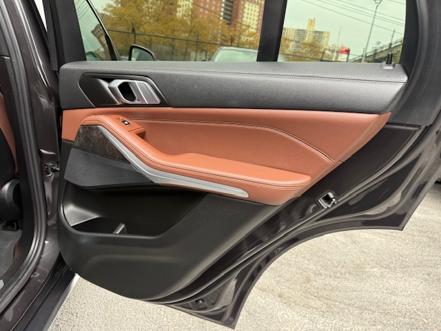 2023 BMW X5 xDrive40i AWD