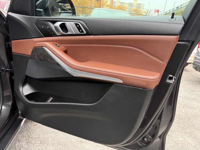 2023 BMW X5 xDrive40i AWD