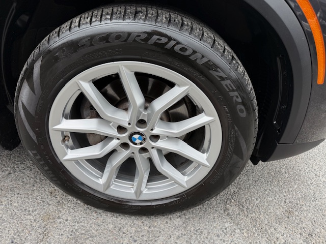 2023 BMW X5 xDrive40i AWD