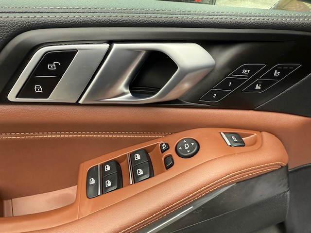 2023 BMW X5 xDrive40i AWD