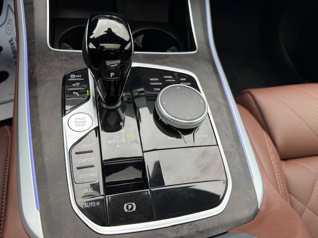 2023 BMW X5 xDrive40i AWD