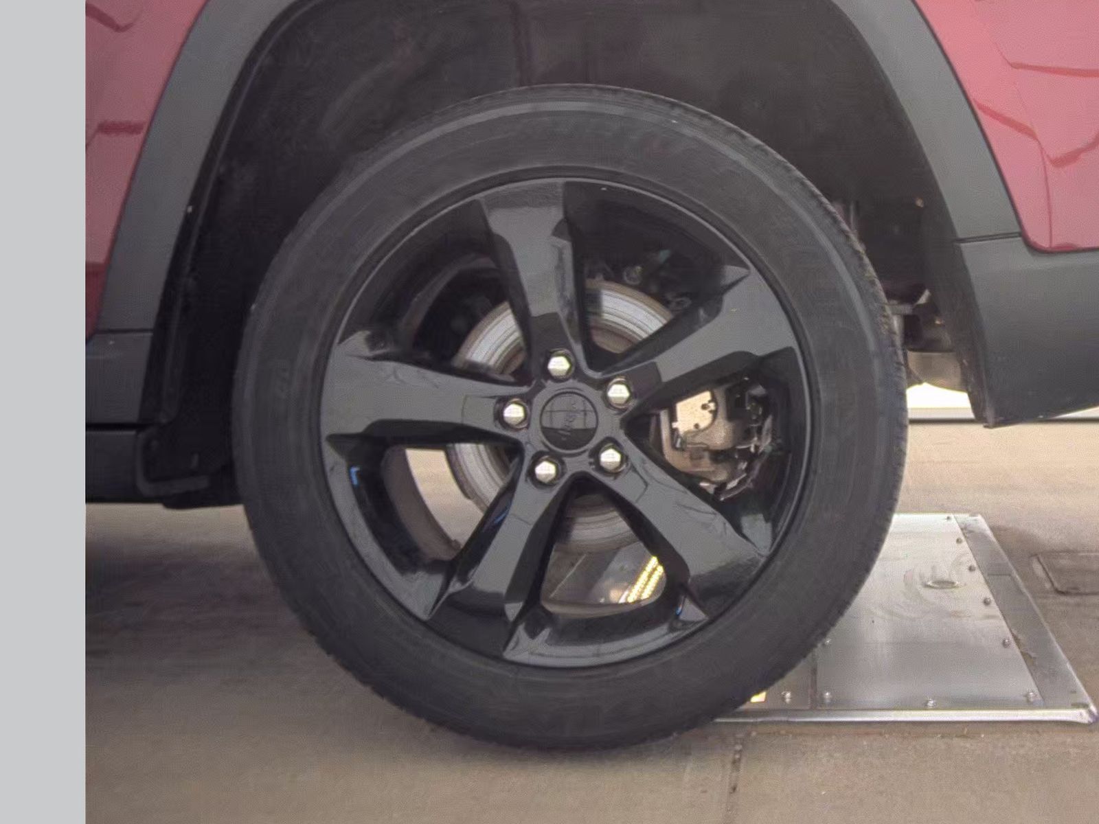 2023 Jeep Grand Cherokee Altitude AWD