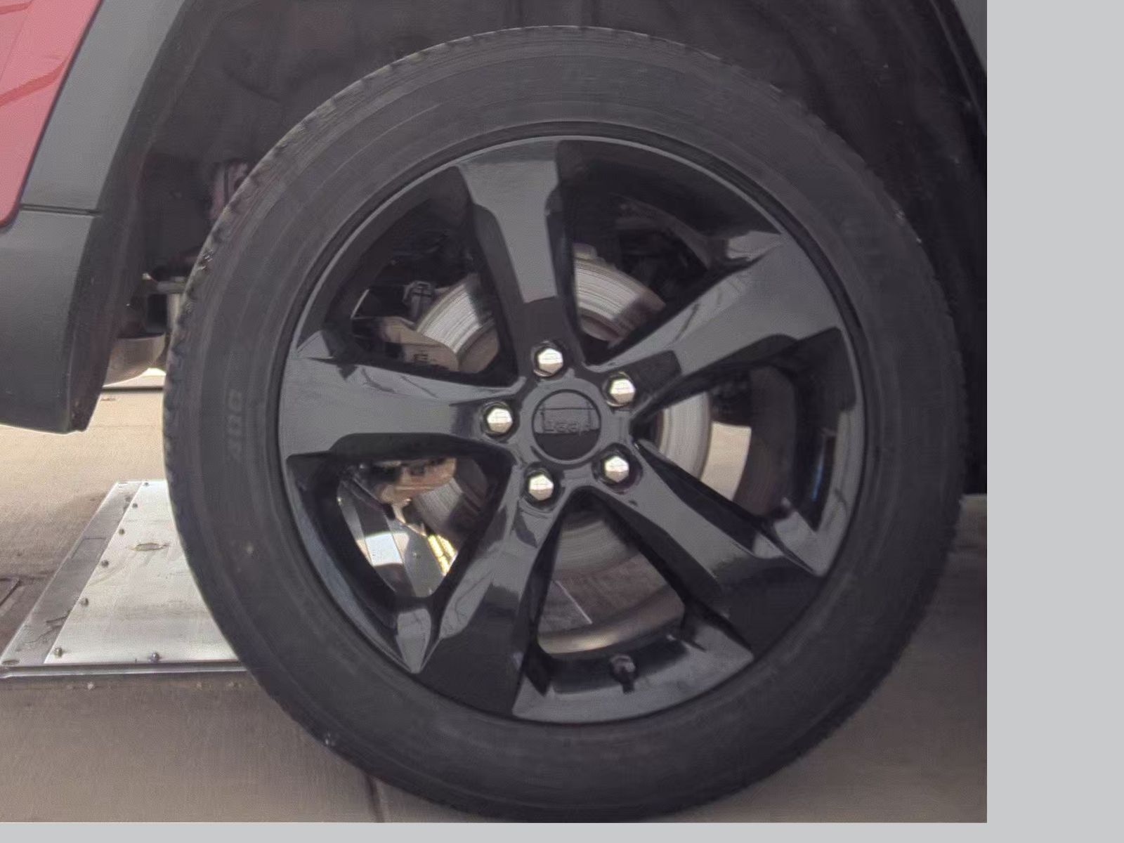 2023 Jeep Grand Cherokee Altitude AWD