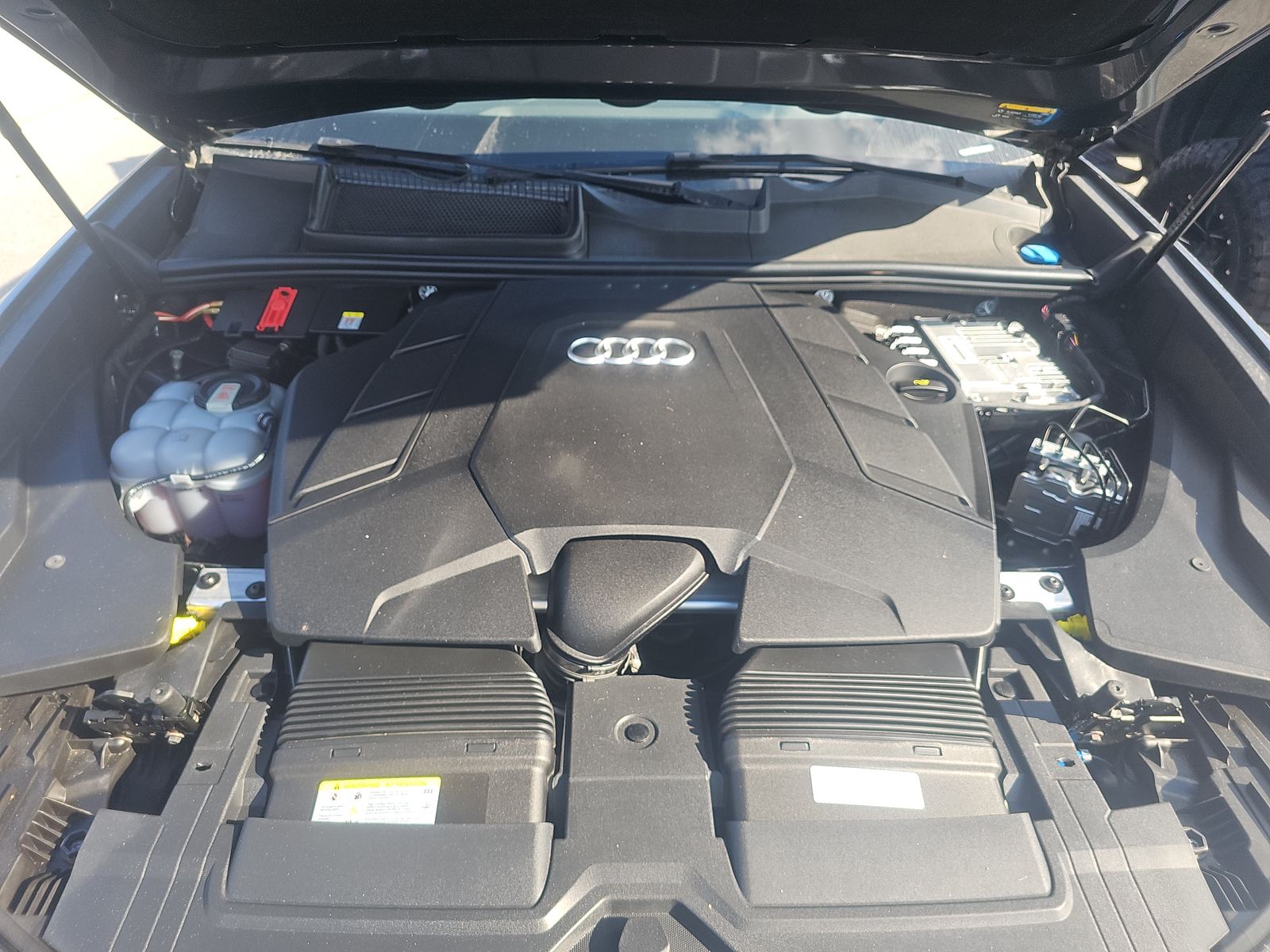 2023 Audi Q8 Premium Plus AWD