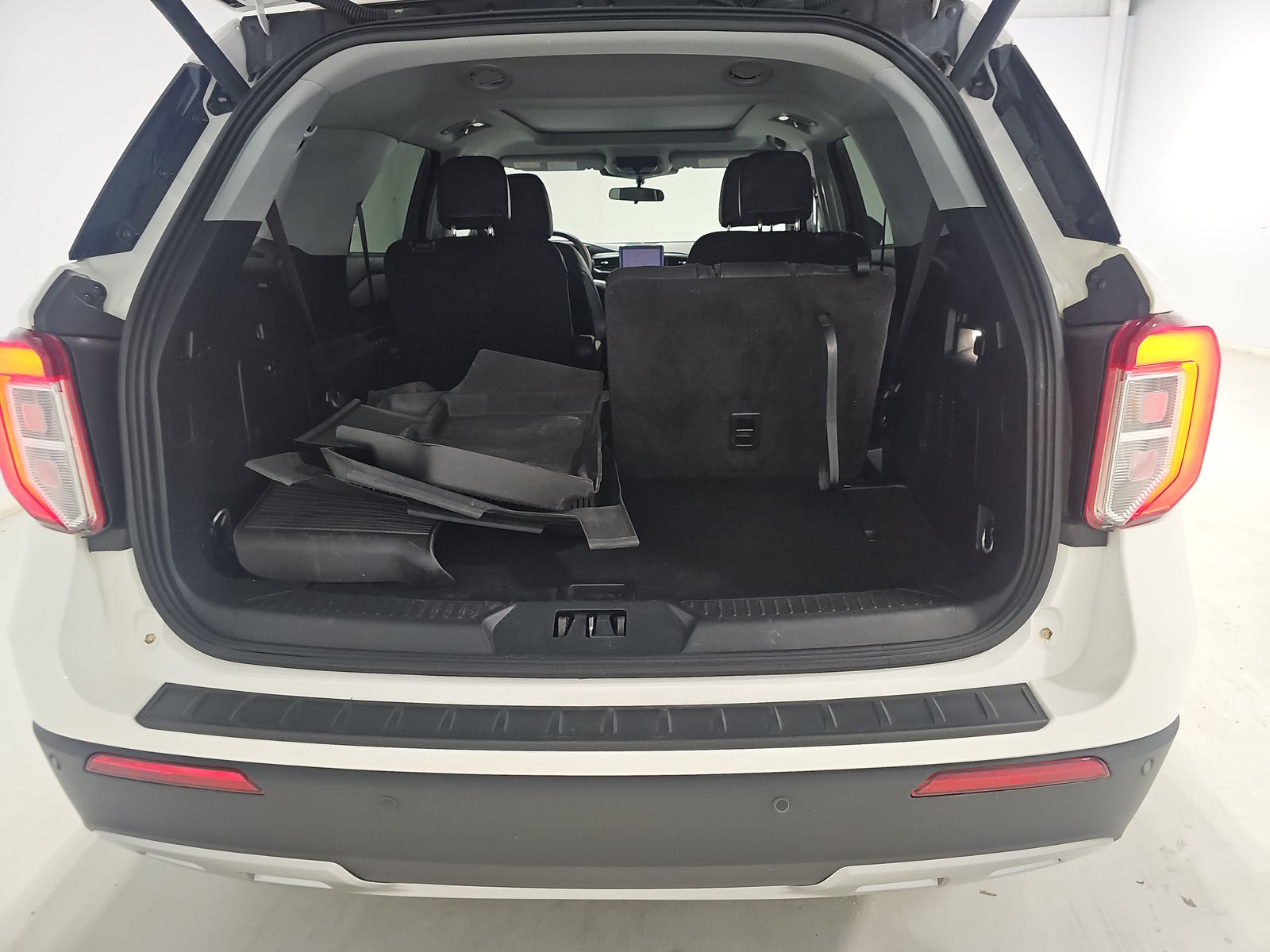 2023 Ford Explorer XLT AWD