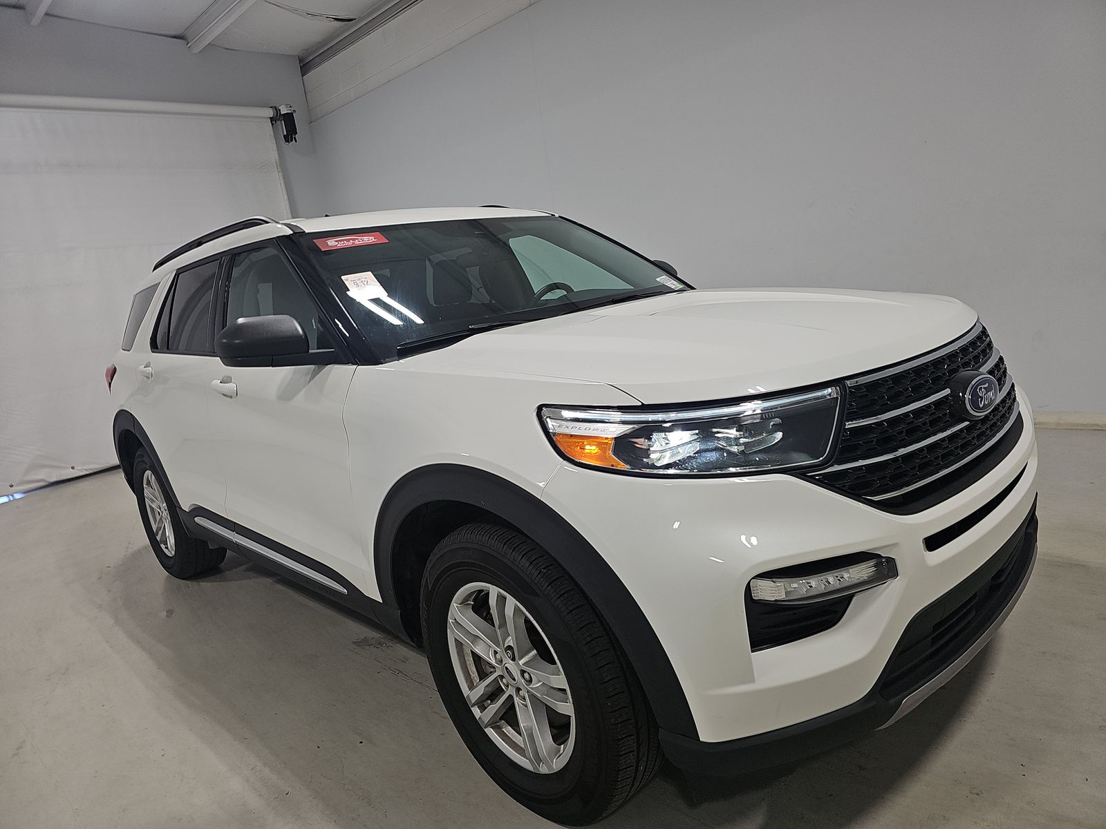 2023 Ford Explorer XLT AWD